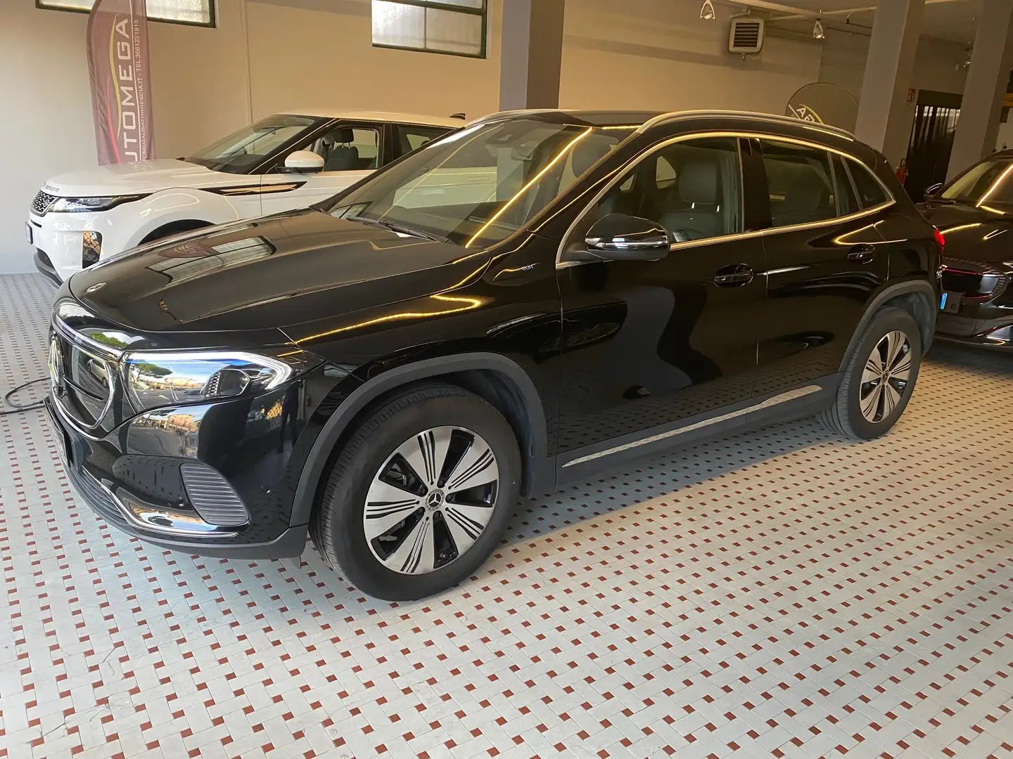 Mercedes-Benz EQA 250 Sport FP Aziendale Noir - 1
