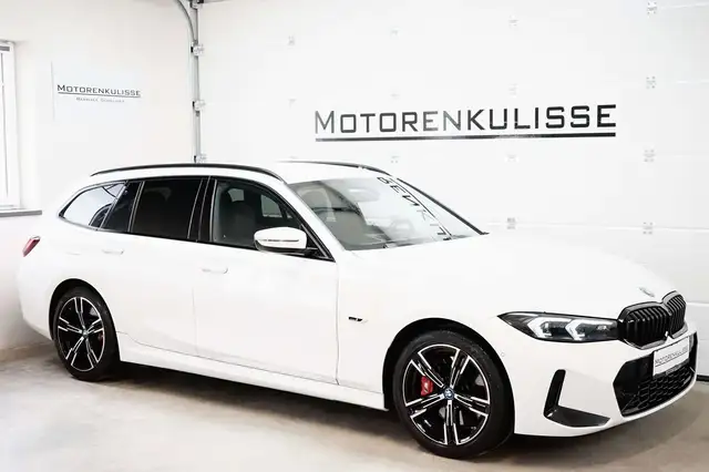 BMW 330 e xDrive Touring Aut. M Sport PRO - AHK - HeadUp