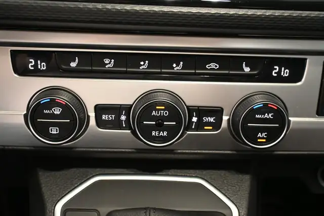 Volkswagen T6.1 Multivan VW T6.1 Multivan Edition TDI 4MOTION Ansicht 28