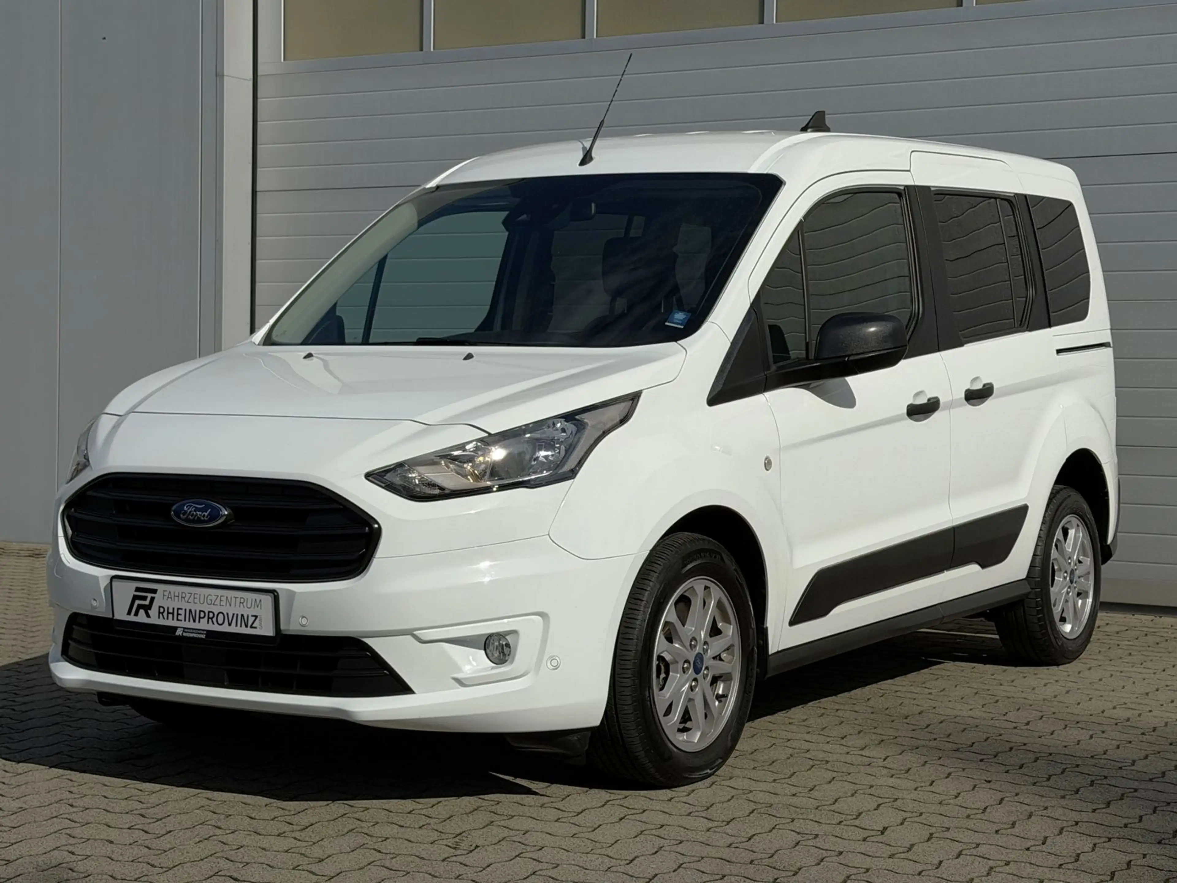 Ford Transit Connect Kombi Trend 1-HAND/Klima/PDC/SHZ — photo 6