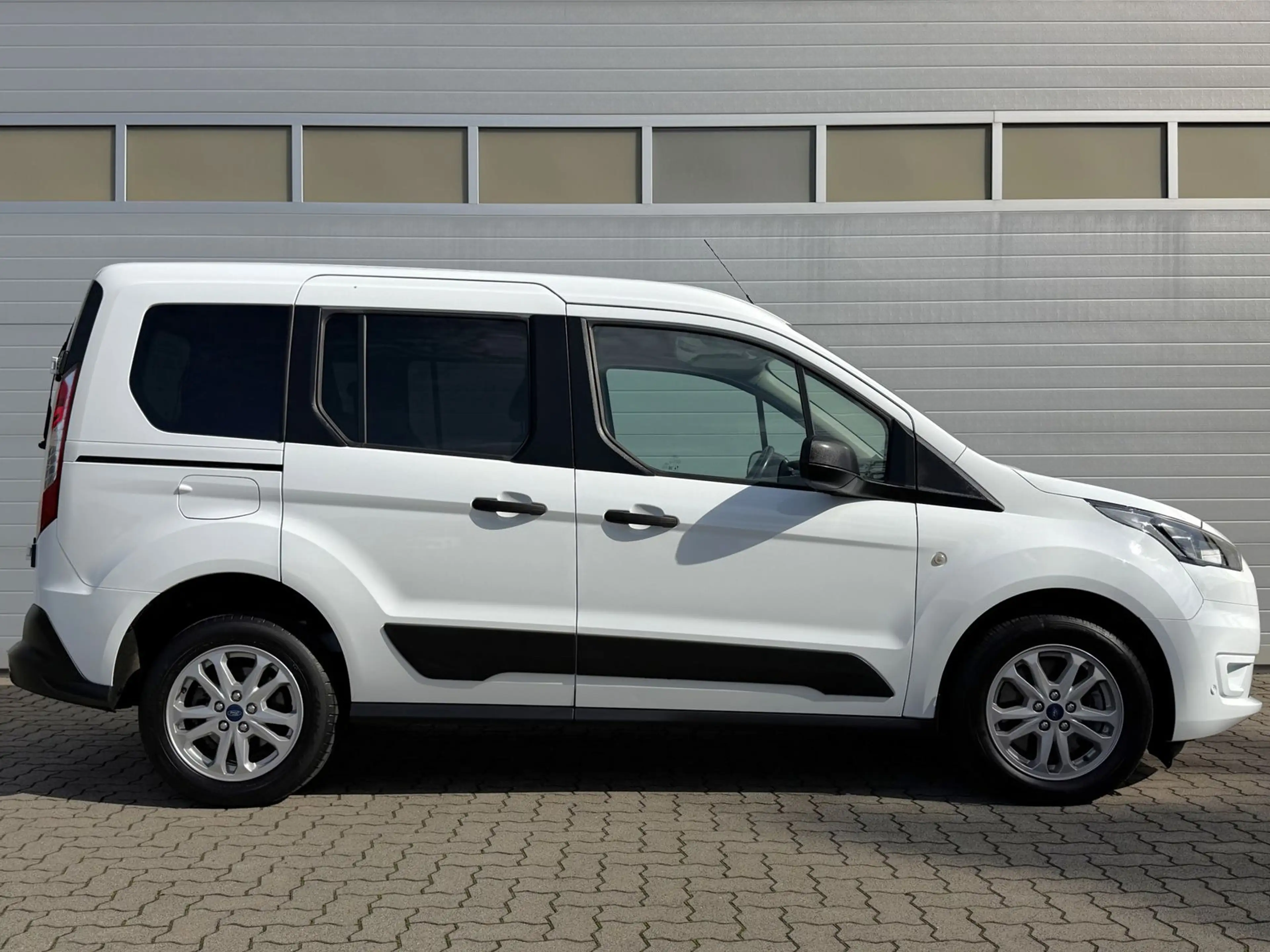 Ford Transit Connect Kombi Trend 1-HAND/Klima/PDC/SHZ — photo 2