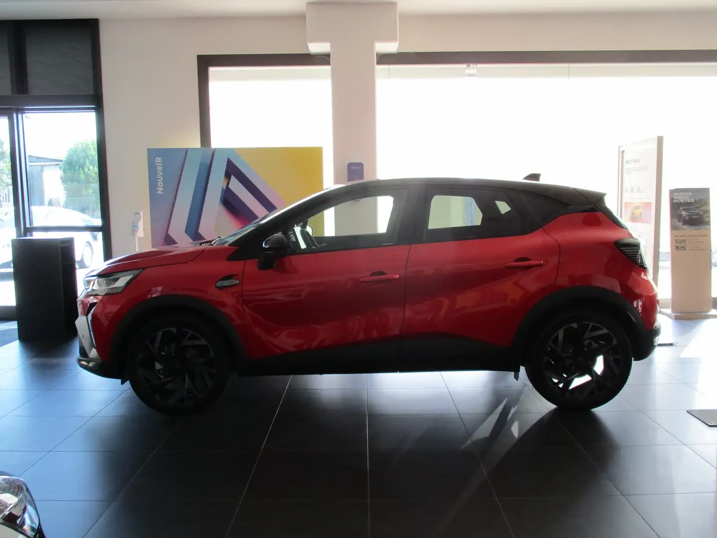 Renault Captur Captur 1.6 E-Tech hybrid Esprit Alpine 145cv auto Rosso - 2