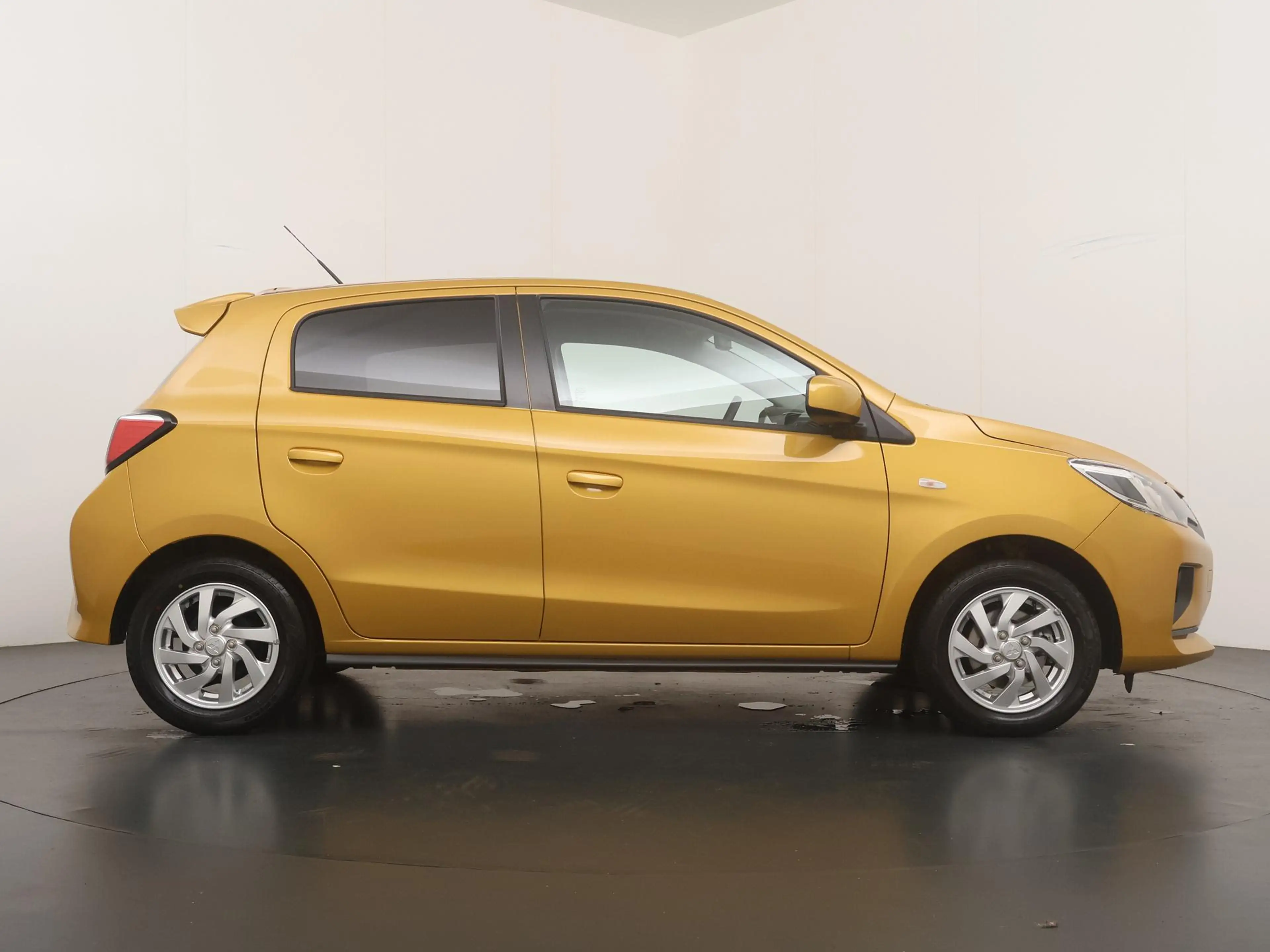 Mitsubishi Space Star 1.2 Dynamic | Trekhaak | Climate Control | Achteru — photo 6