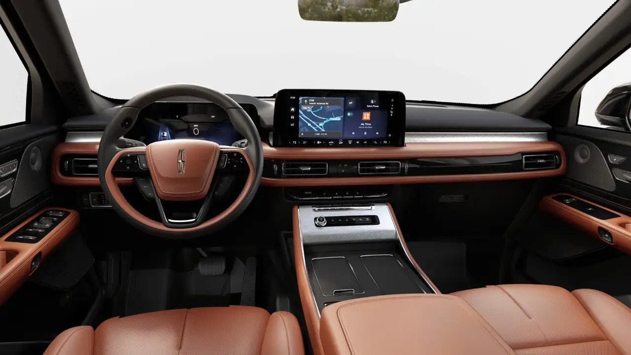 Lincoln Aviator снимка Lincoln Aviator