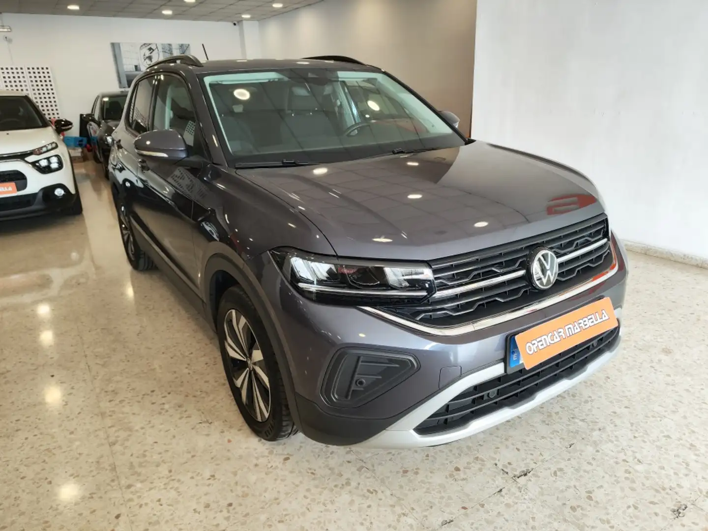 Volkswagen T-Cross 1.0 TSI Más 85kW Aut. Gris - 1