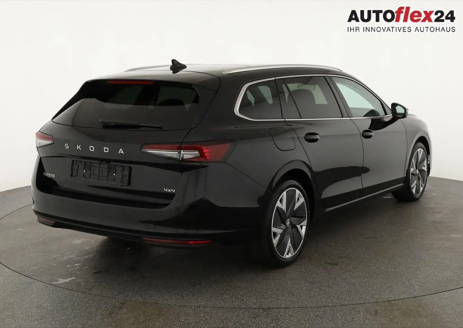 Skoda Superb Combi 2.0 TDI 142 kW 4x4 Selection DSG Selectio... Schwarz - 2