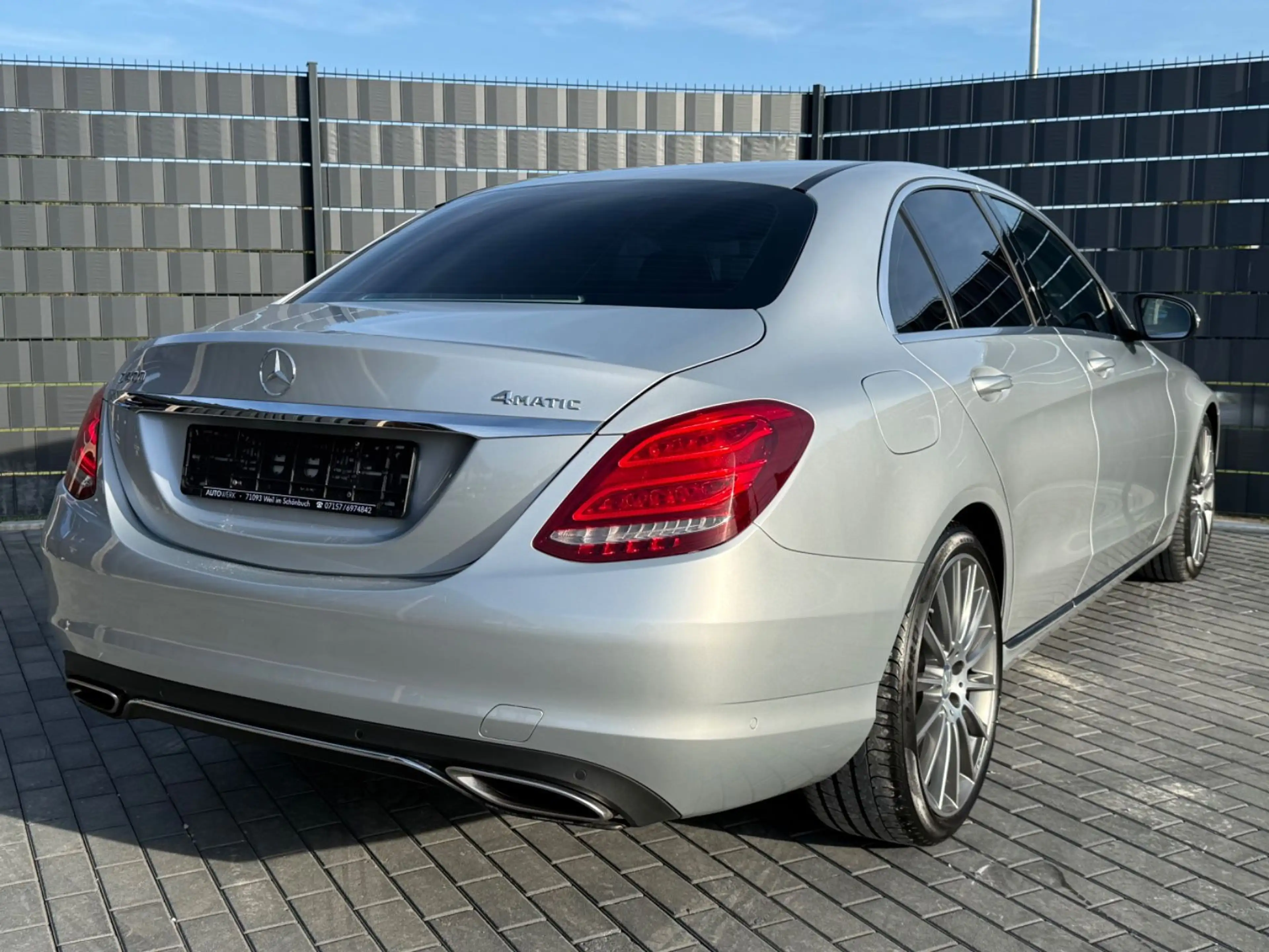 Mercedes-Benz C 400 4M*9G*AVANTGARDE*COMAND*STHZ*LEDER*PDC — photo 6