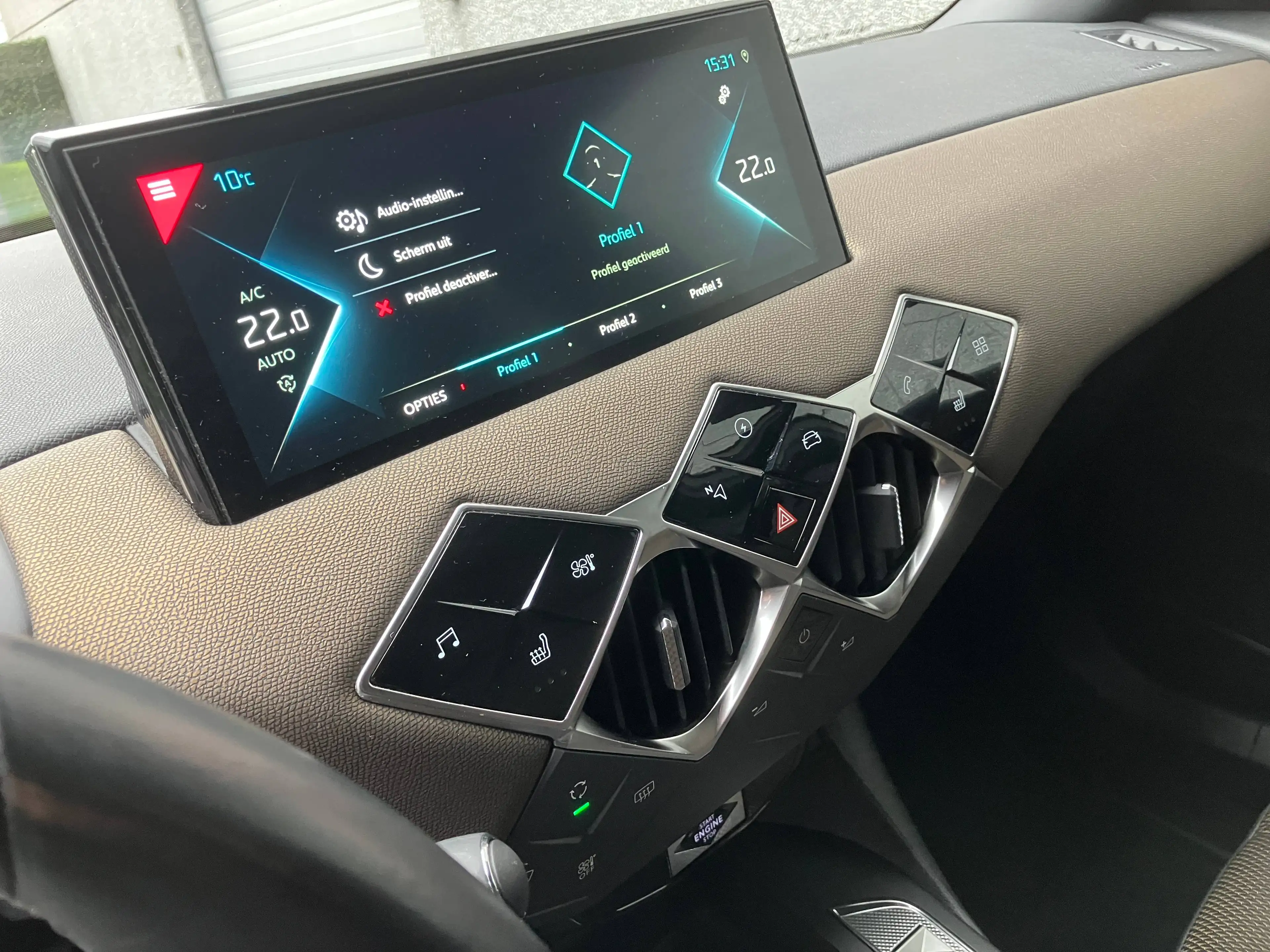 DS Automobiles DS 3 Crossback DS 3 CROSSBACK 50 kWh E-Tense Performance Line — photo 8