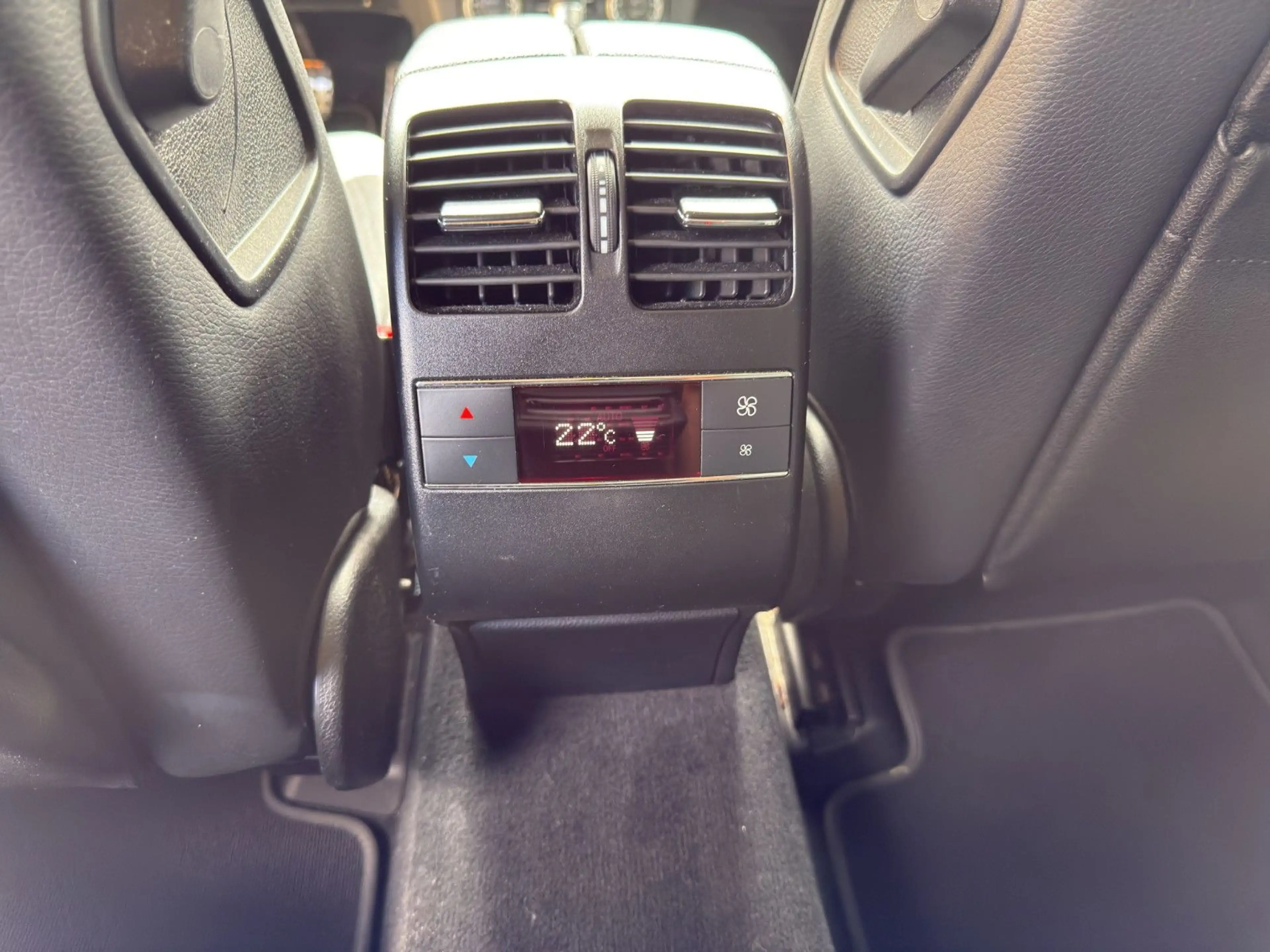 Mercedes-Benz GLK 220 CDI BlueEfficiency 4Matic AHK — photo 15