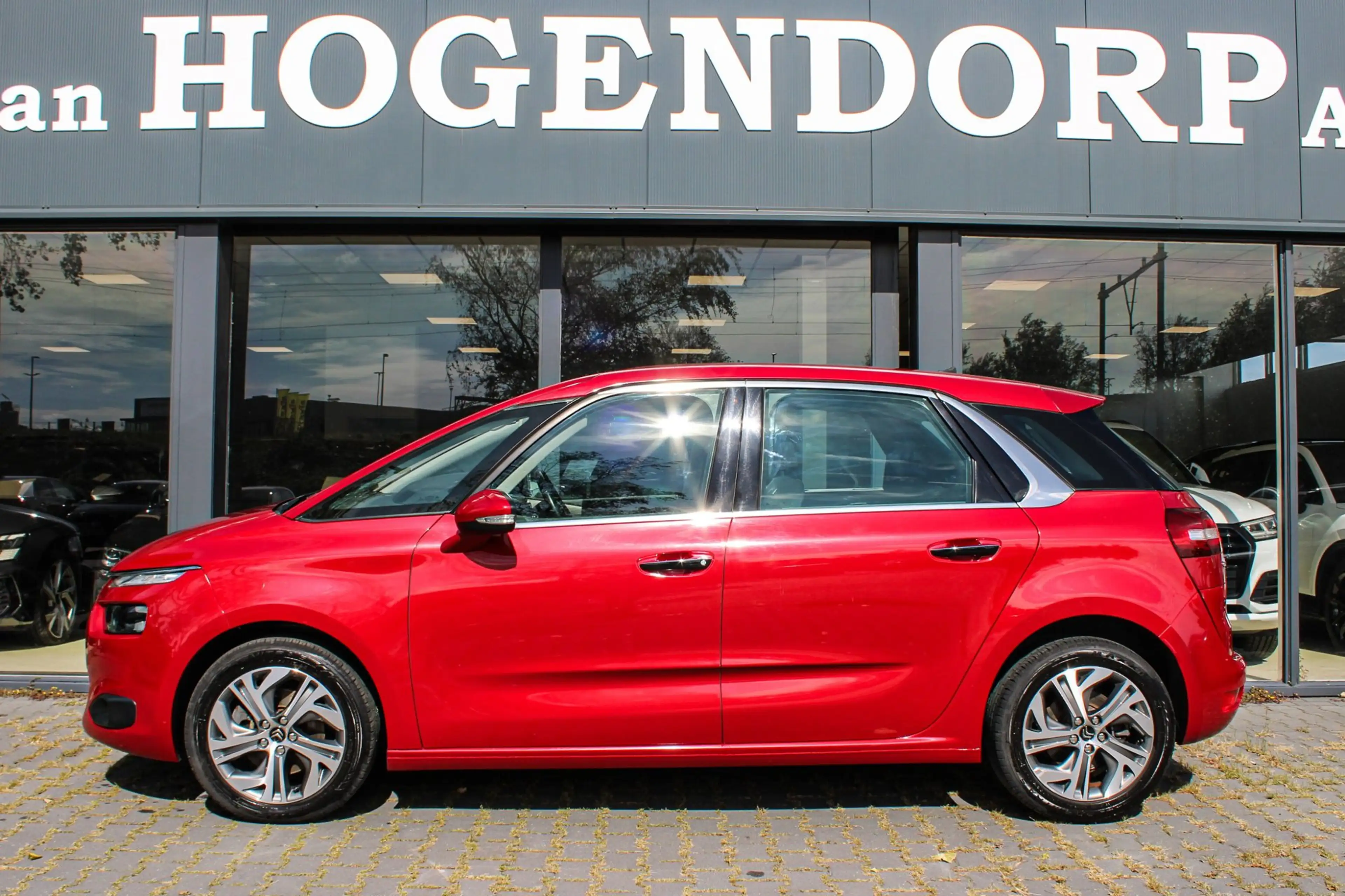 Citroen C4 Picasso 1.6 THP Exclusive NAVI CAMERA AIRCO TREKHAAK — photo 4