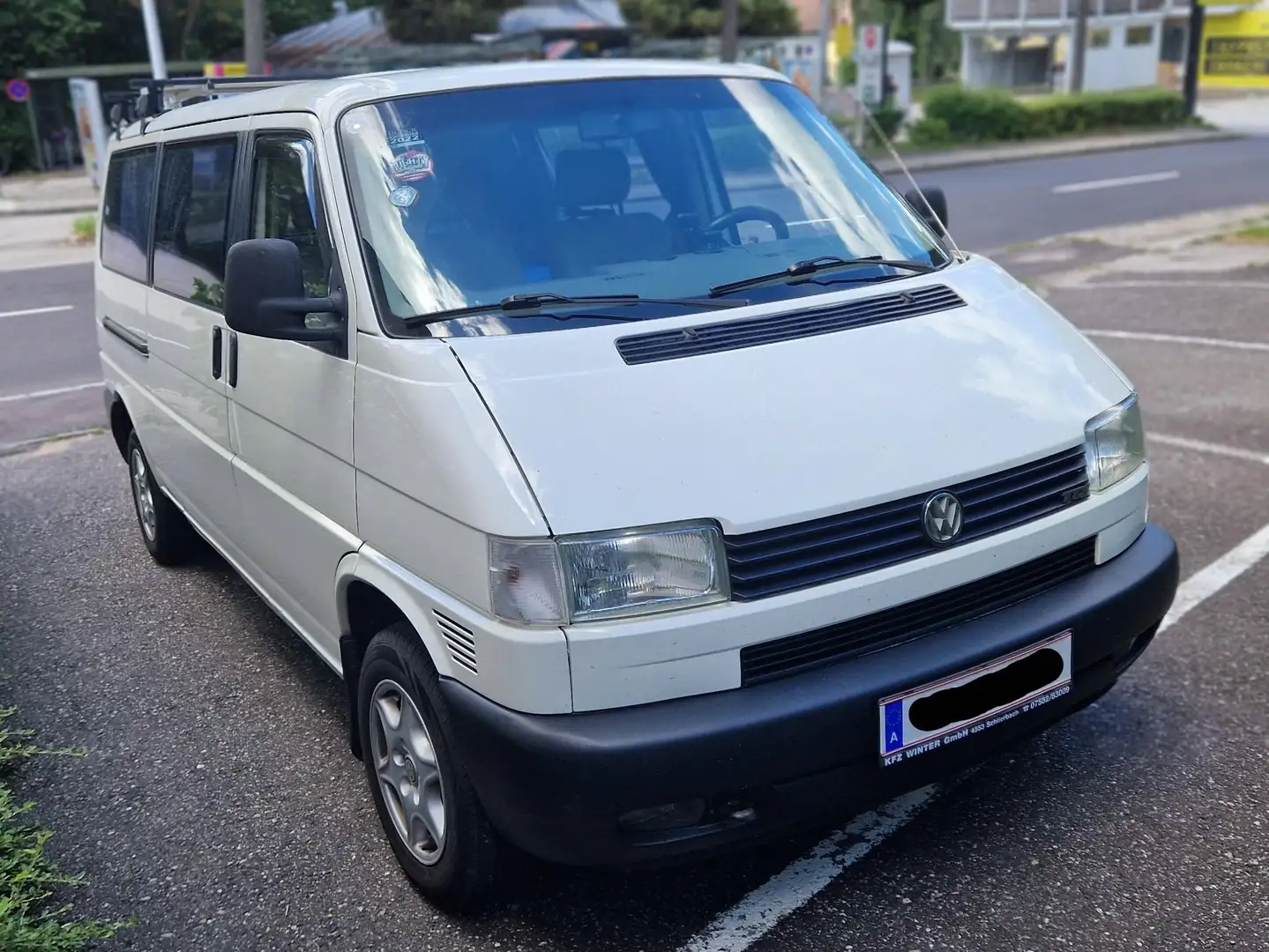 Volkswagen T4 VW T4 Caravelle / Hobbyfahrzeug / Camper-Van Kleinbus Weiß - 2