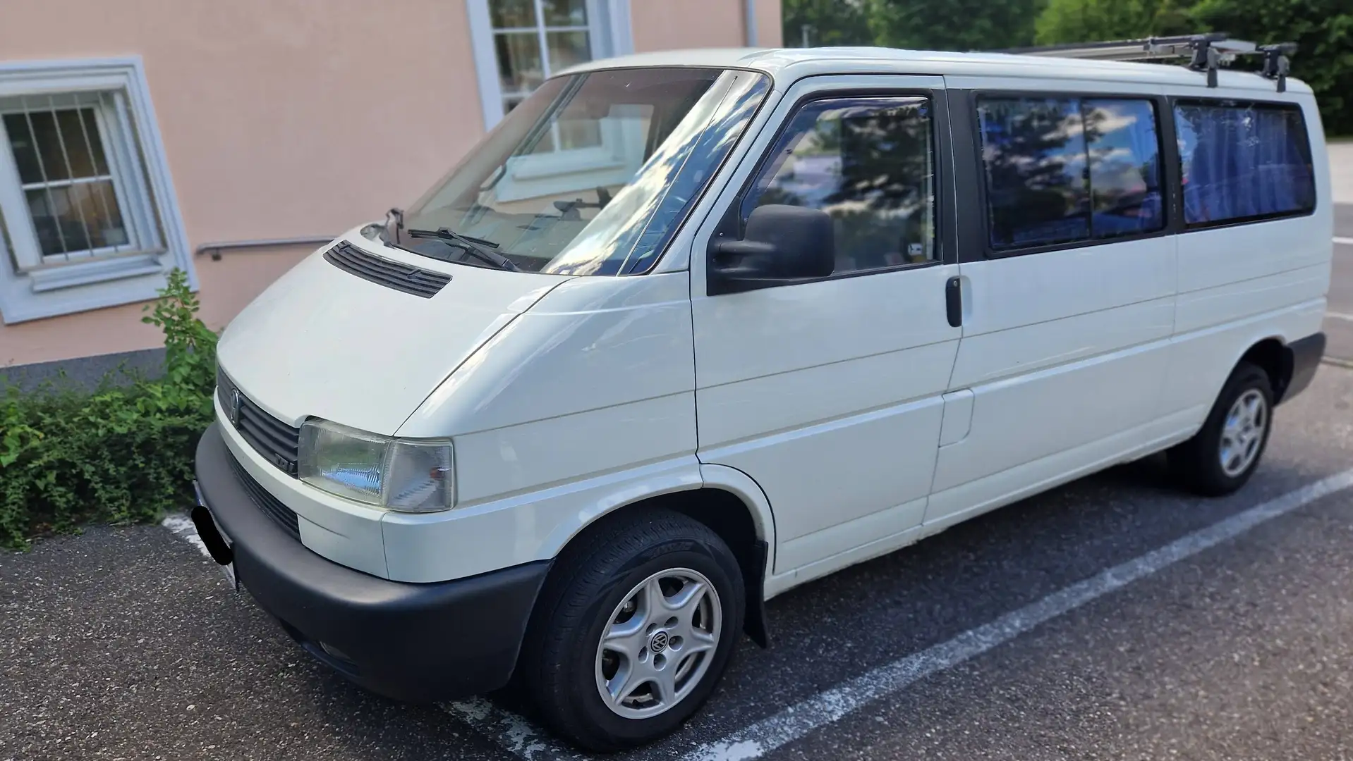 Volkswagen T4 VW T4 Caravelle / Hobbyfahrzeug / Camper-Van Kleinbus Weiß - 1