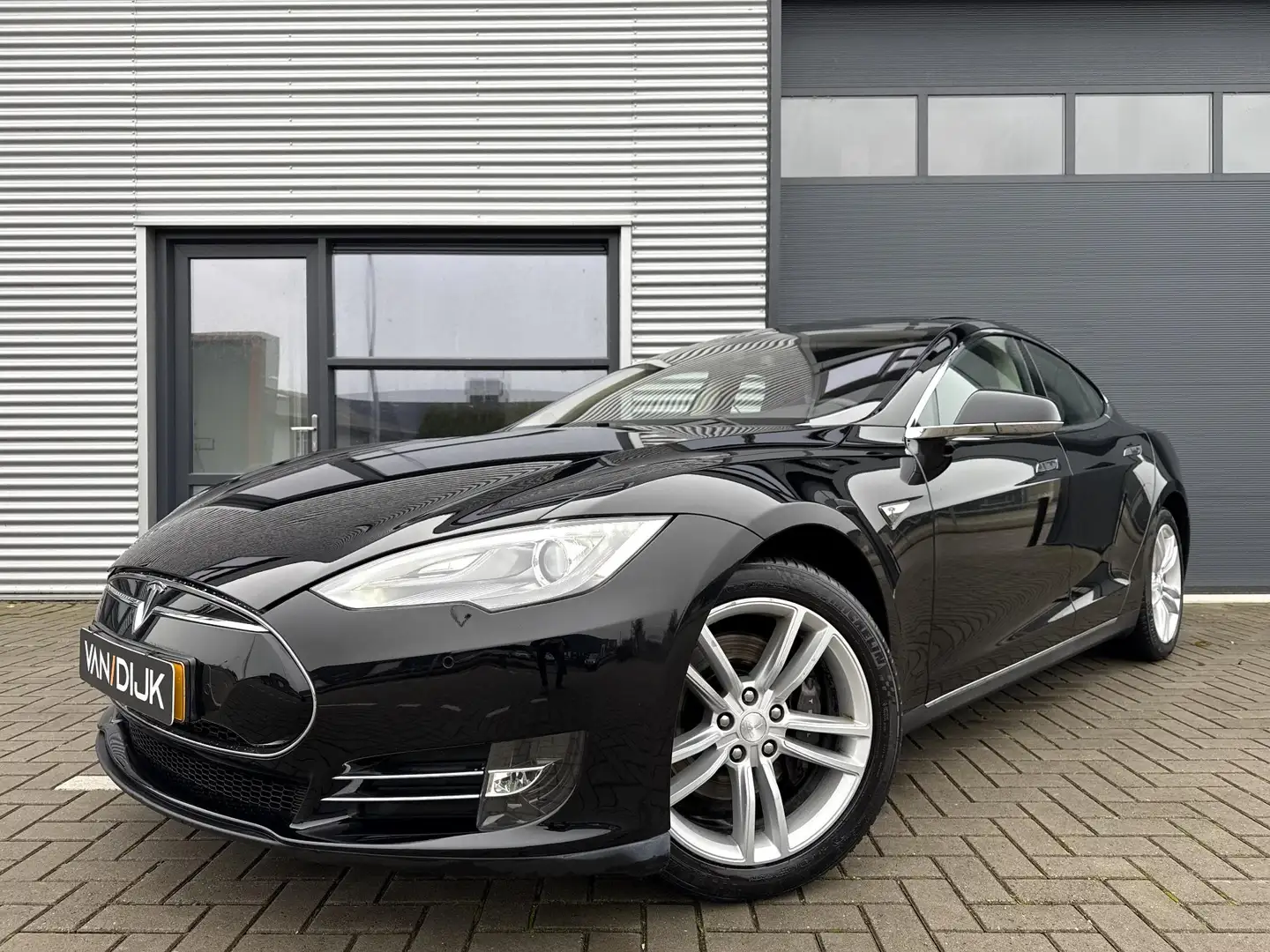 Tesla Model S 85 Base ✓Free Supercharging ✓Intel Atom 2e Gen ✓Sc Czarny - 2