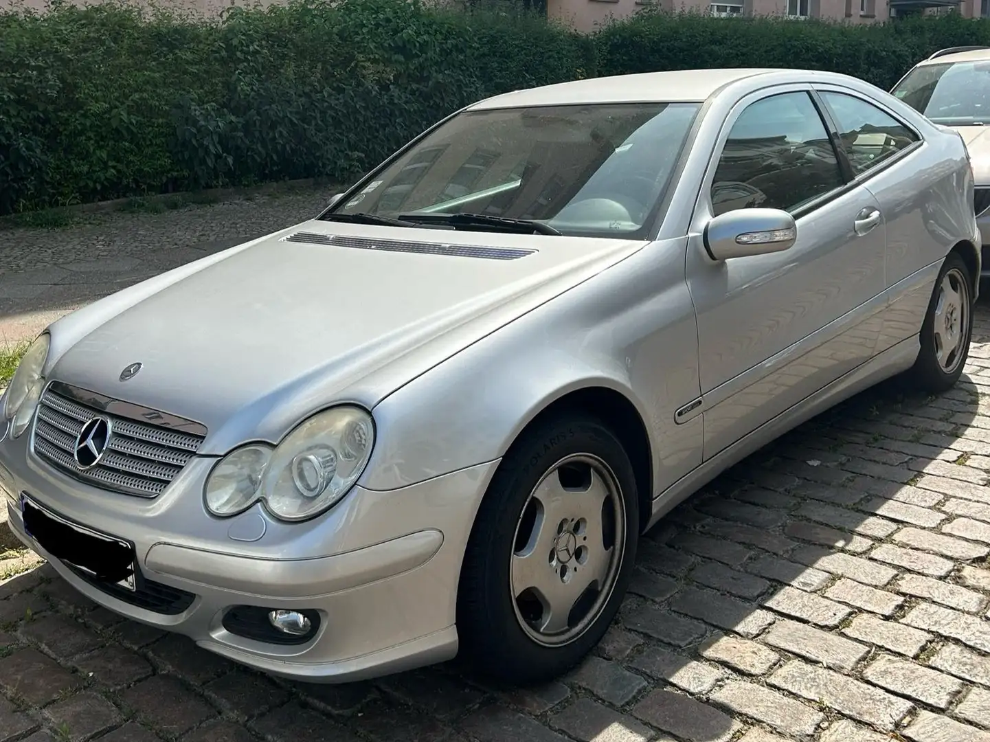 Mercedes-Benz C 180 C 180 Kompressor Sportcoupe Automatik Sport Editio Silber - 1
