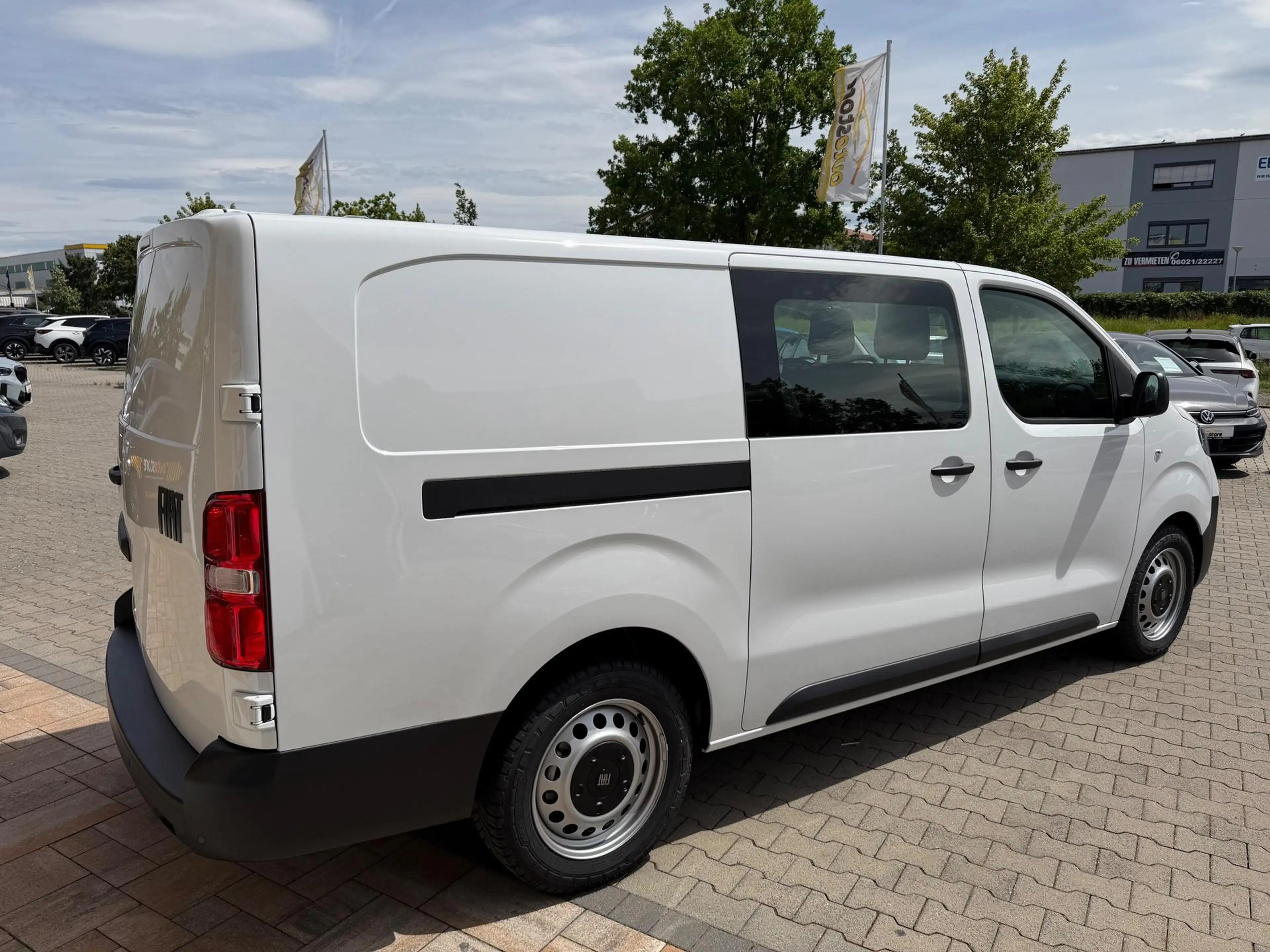Fiat Scudo 2.0 BlueHDi Multicab L3 130 kW (177 PS), Autom.... — photo 3