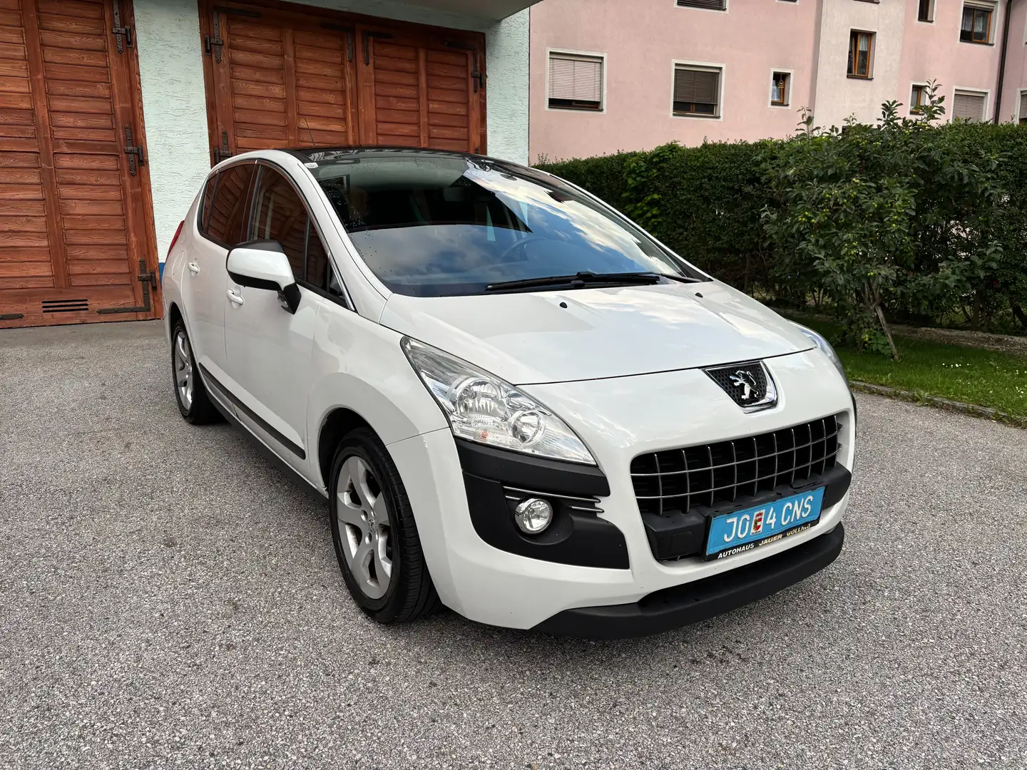 Peugeot 3008 LION HDI 115 White - 1