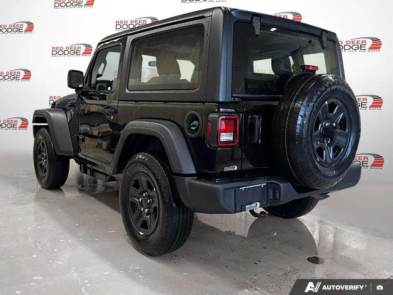 Jeep Wrangler снимка Jeep Wrangler