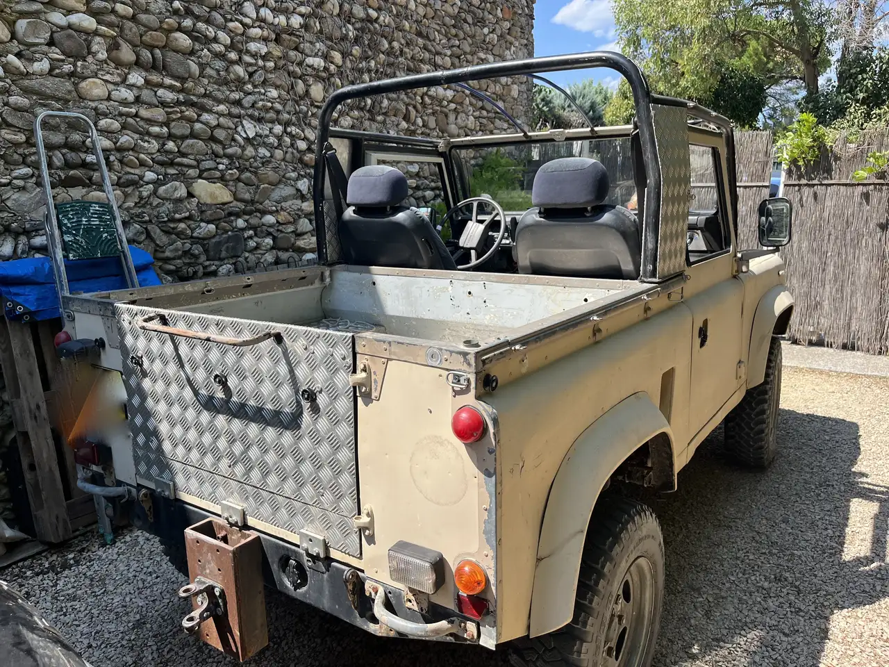 Land Rover 2.5 ATMO, foto 8