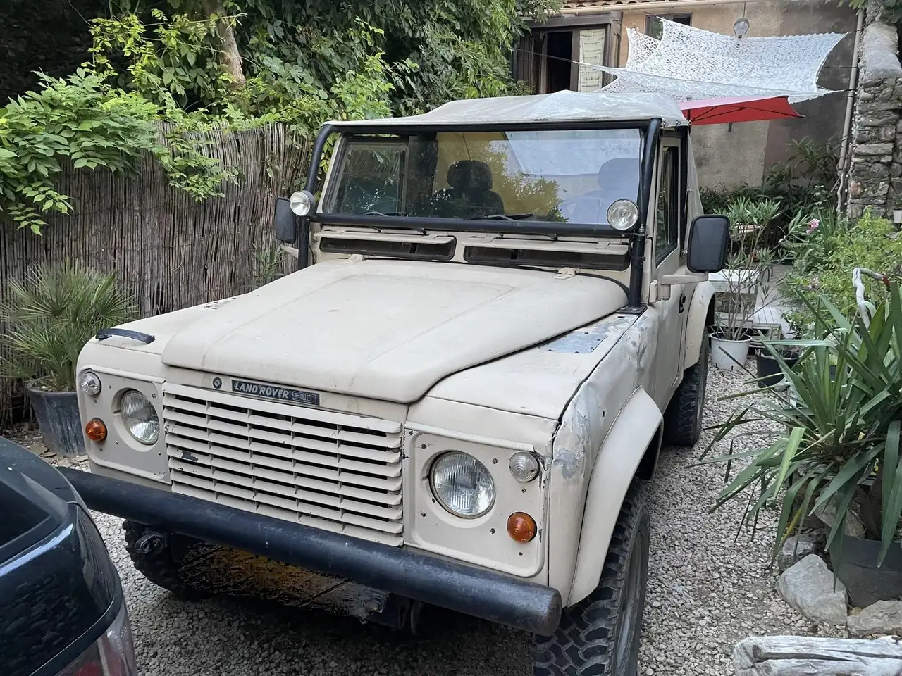Land Rover 2.5 ATMO, foto 2