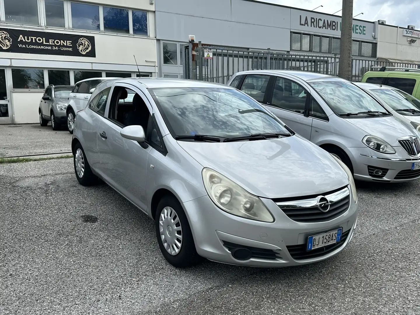 Opel Corsa 3p 1.2 Cosmo Argento - 1
