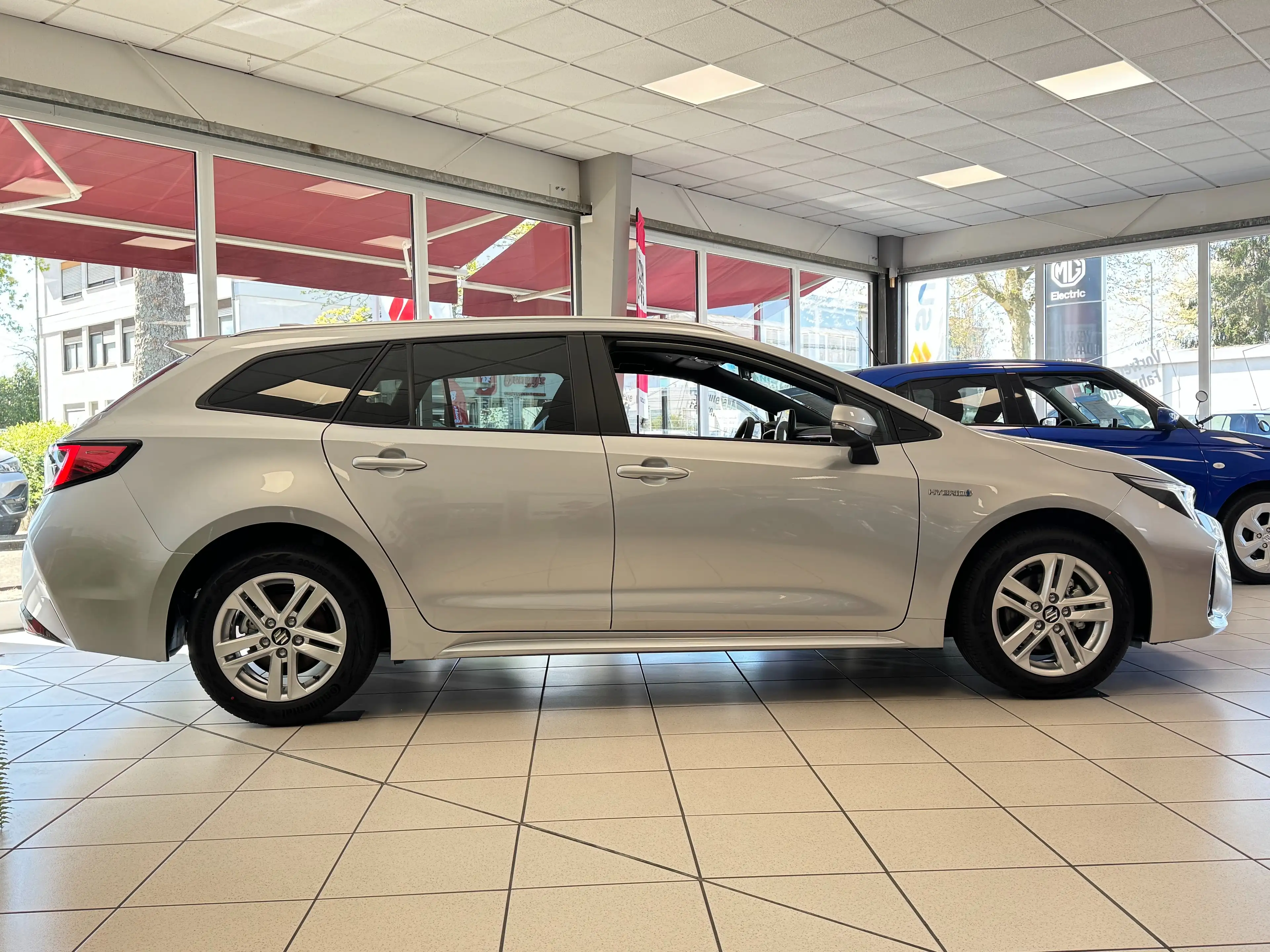 Suzuki Swace 1.8 Hybrid CVT Comfort+ — photo 5