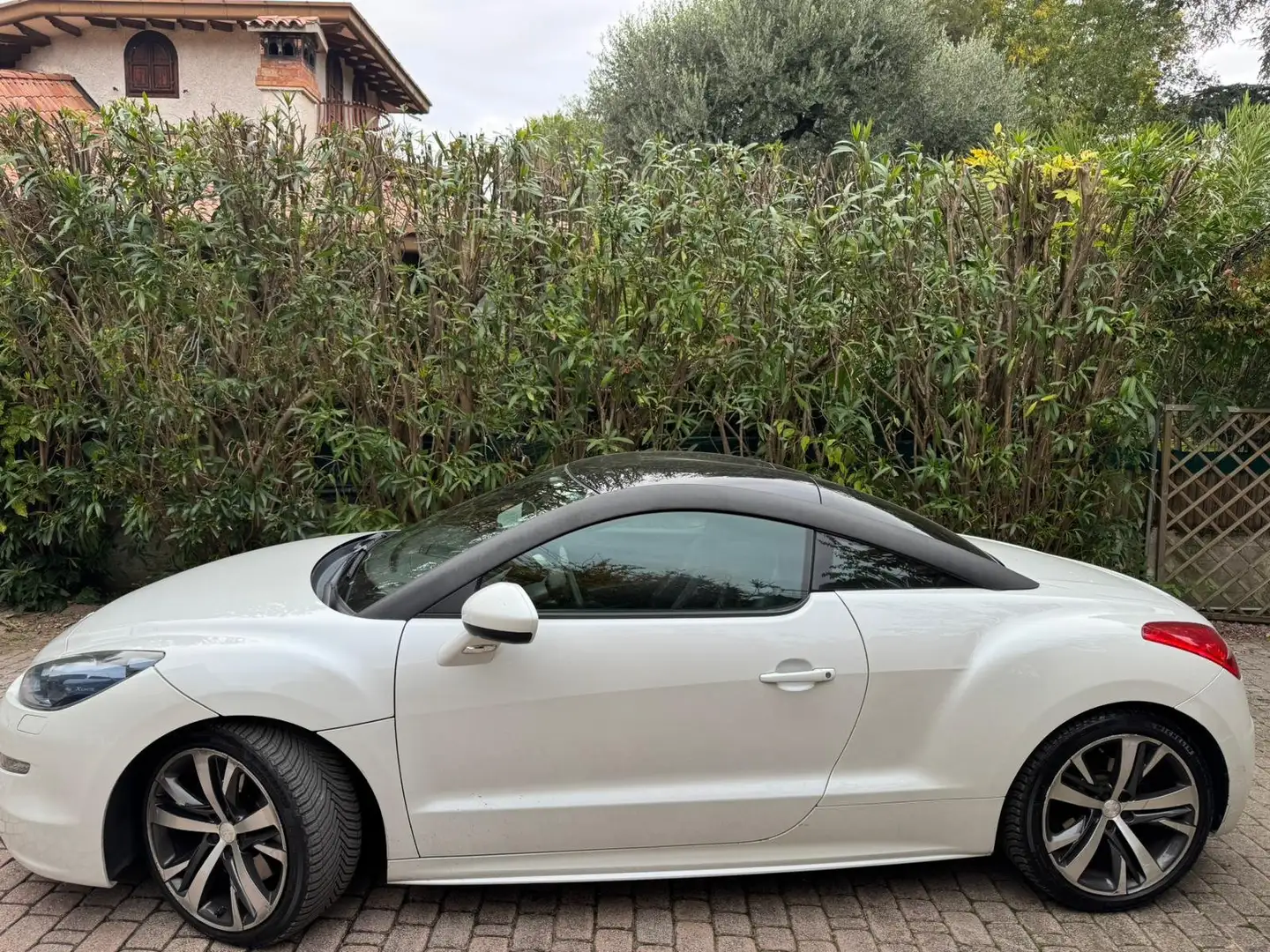 Peugeot RCZ RCZ 2.0 hdi 16v 163cv Bianco - 1