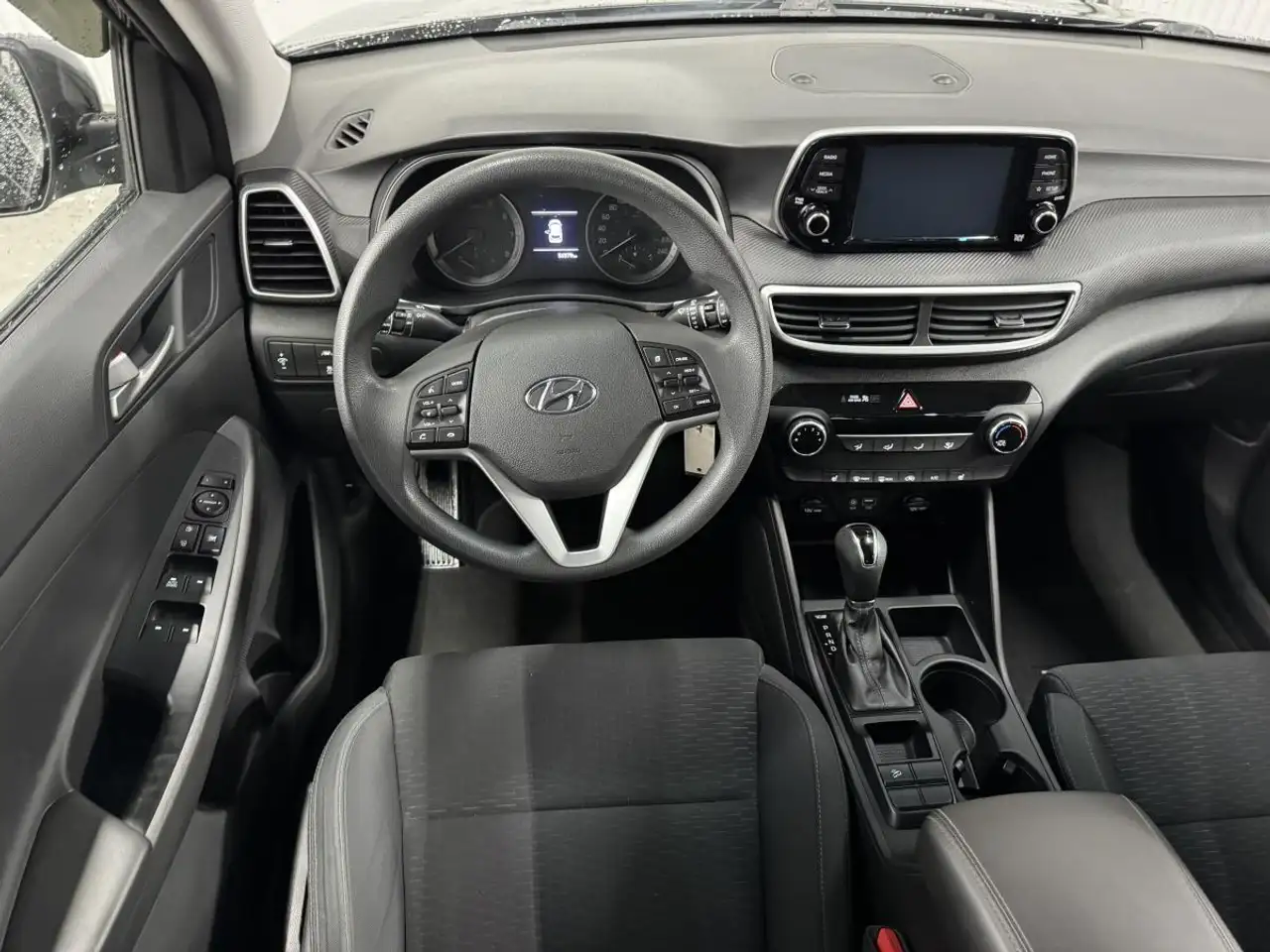 Hyundai TUCSON снимка Hyundai TUCSON