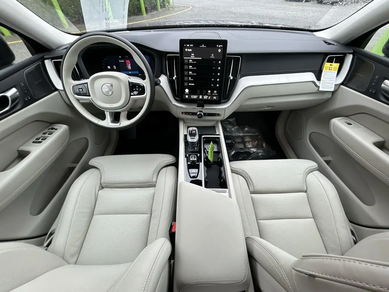 Volvo XC60 снимка Volvo XC60