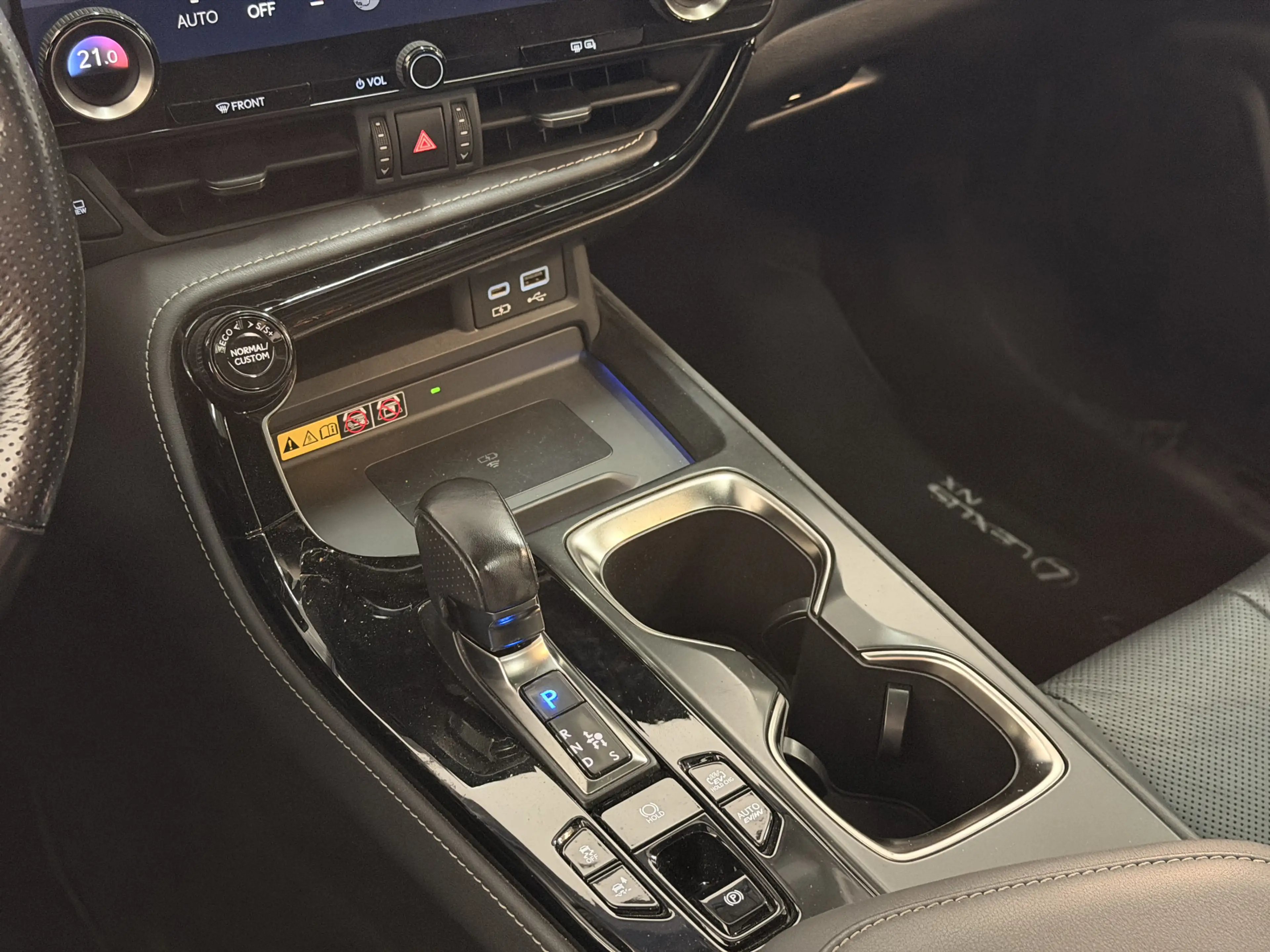 Lexus NX 450h+ AWD F SPORT Line | Schuif -/ kanteldak | — photo 13