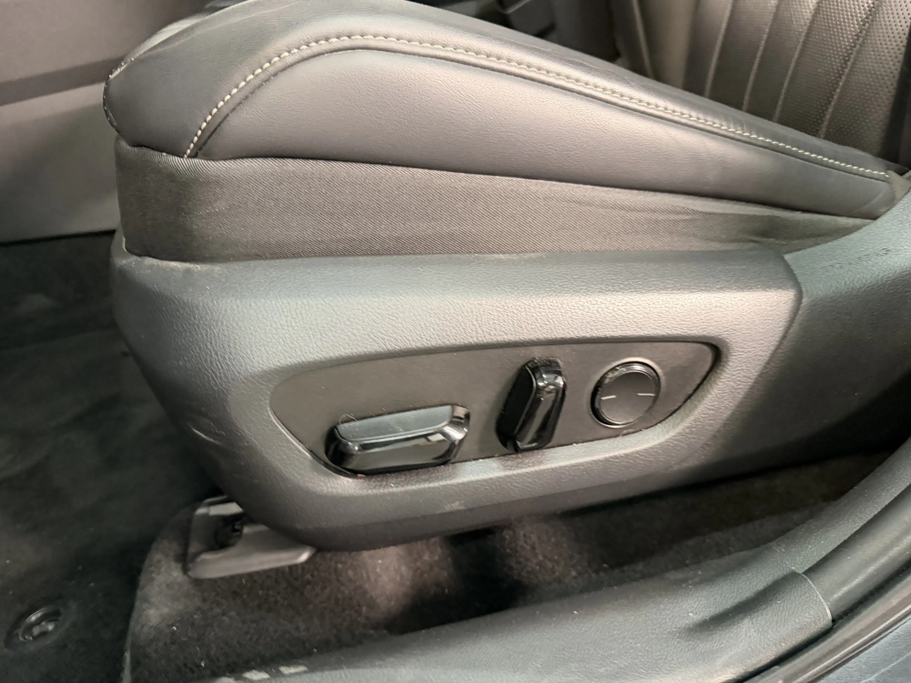 Lexus NX 450h+ AWD F SPORT Line | Schuif -/ kanteldak | — photo 7
