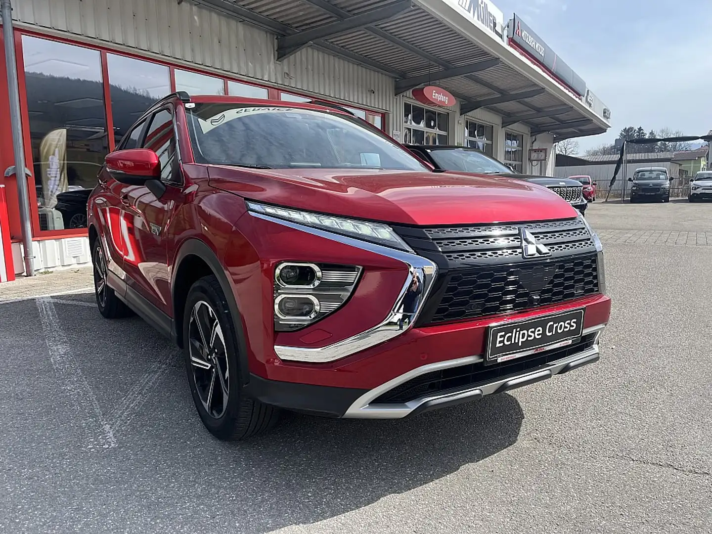 Mitsubishi Eclipse Cross 2,4 PHEV 4WD Intense+ CVT Aut. Rouge - 1