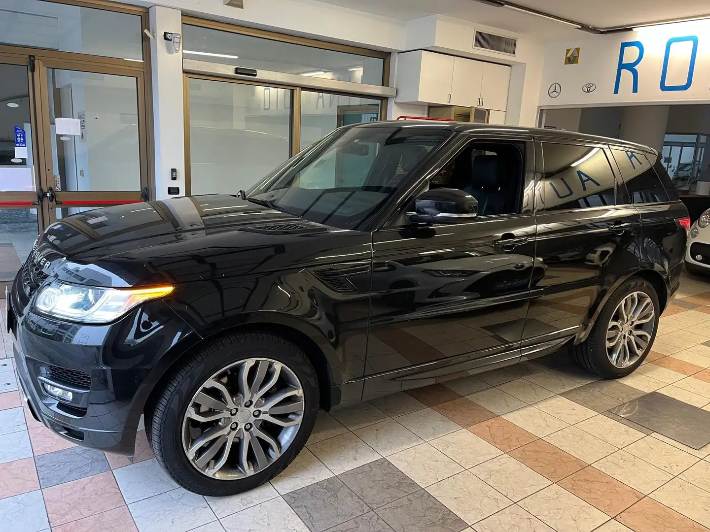 Land Rover Range Rover Sport 3.0 tdV6 HSE Dynamic auto my16 E6 MOTORE FUSO Schwarz - 2