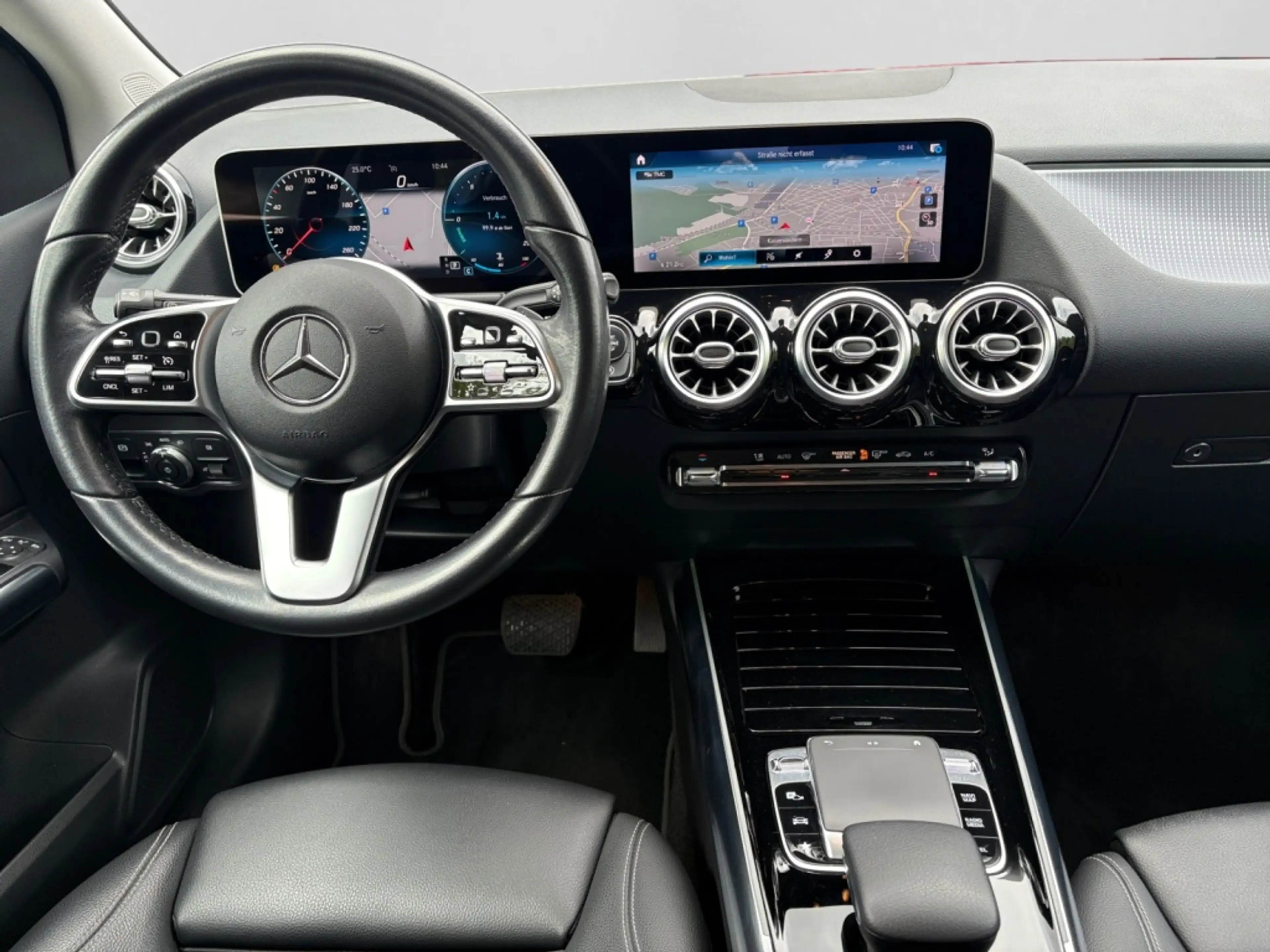 Mercedes-Benz B 250 PROGRESSIVE|LED|AMBI|KAM|PDC|AHK|TEMP|SHZ — photo 11