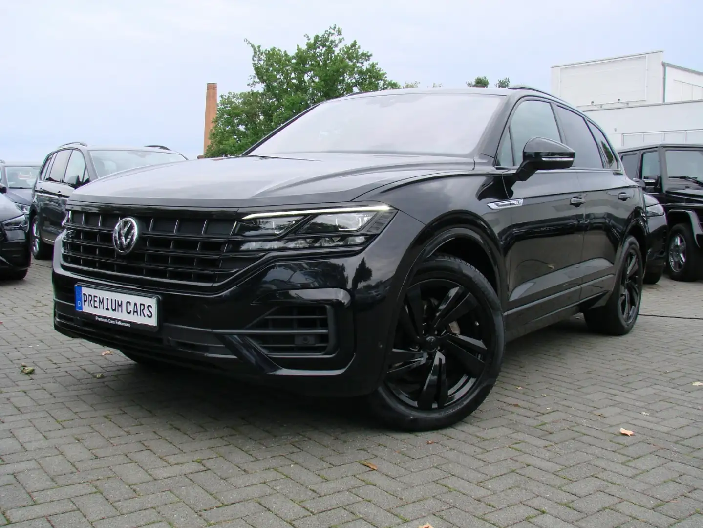Volkswagen Touareg 3.0TDI R-Line Pano HeadUp IQ-Light Standheizung AH Noir - 2