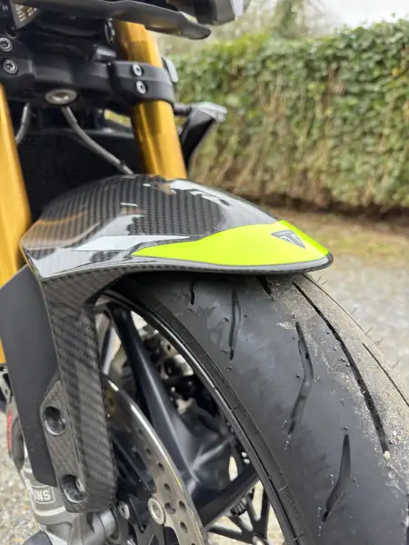 Triumph Street Triple RS - foto 8