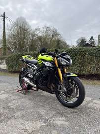 Moto 2