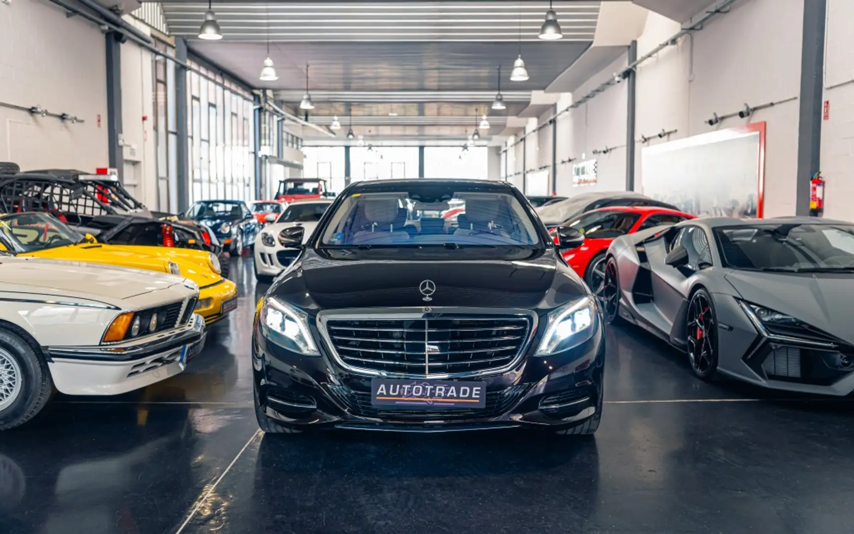 Mercedes-Benz S 500 4M Largo Aut. Violett - 2