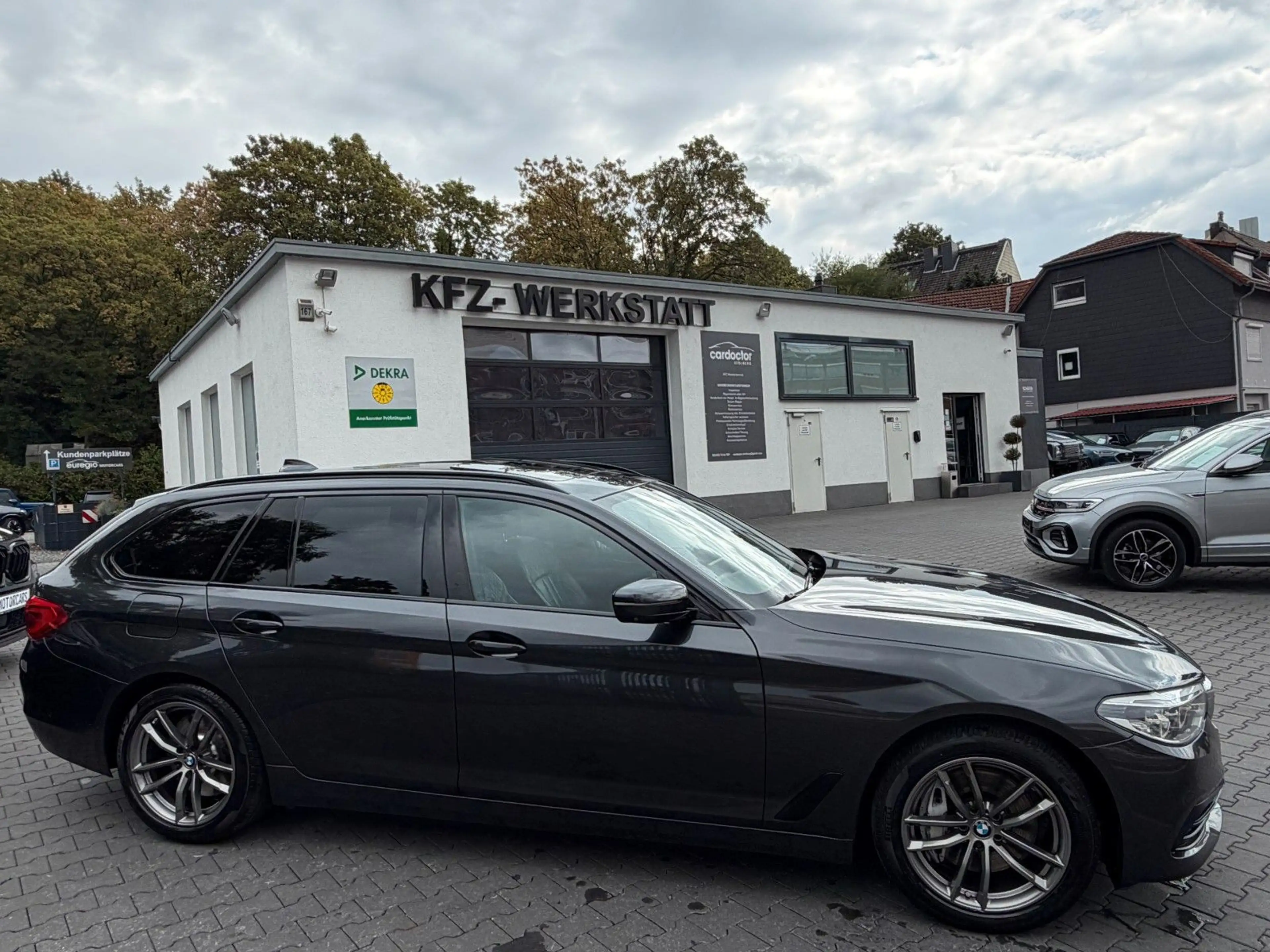 BMW 540 i xDrive Sport Line Aut. Head Up - LED /// — photo 6