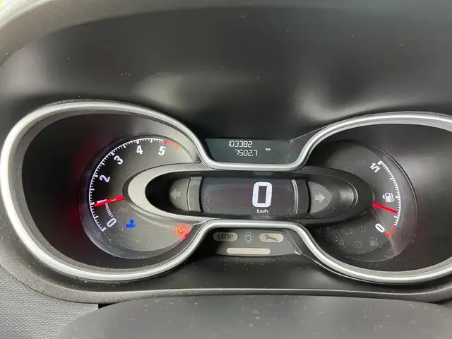 Opel Vivaro view 13