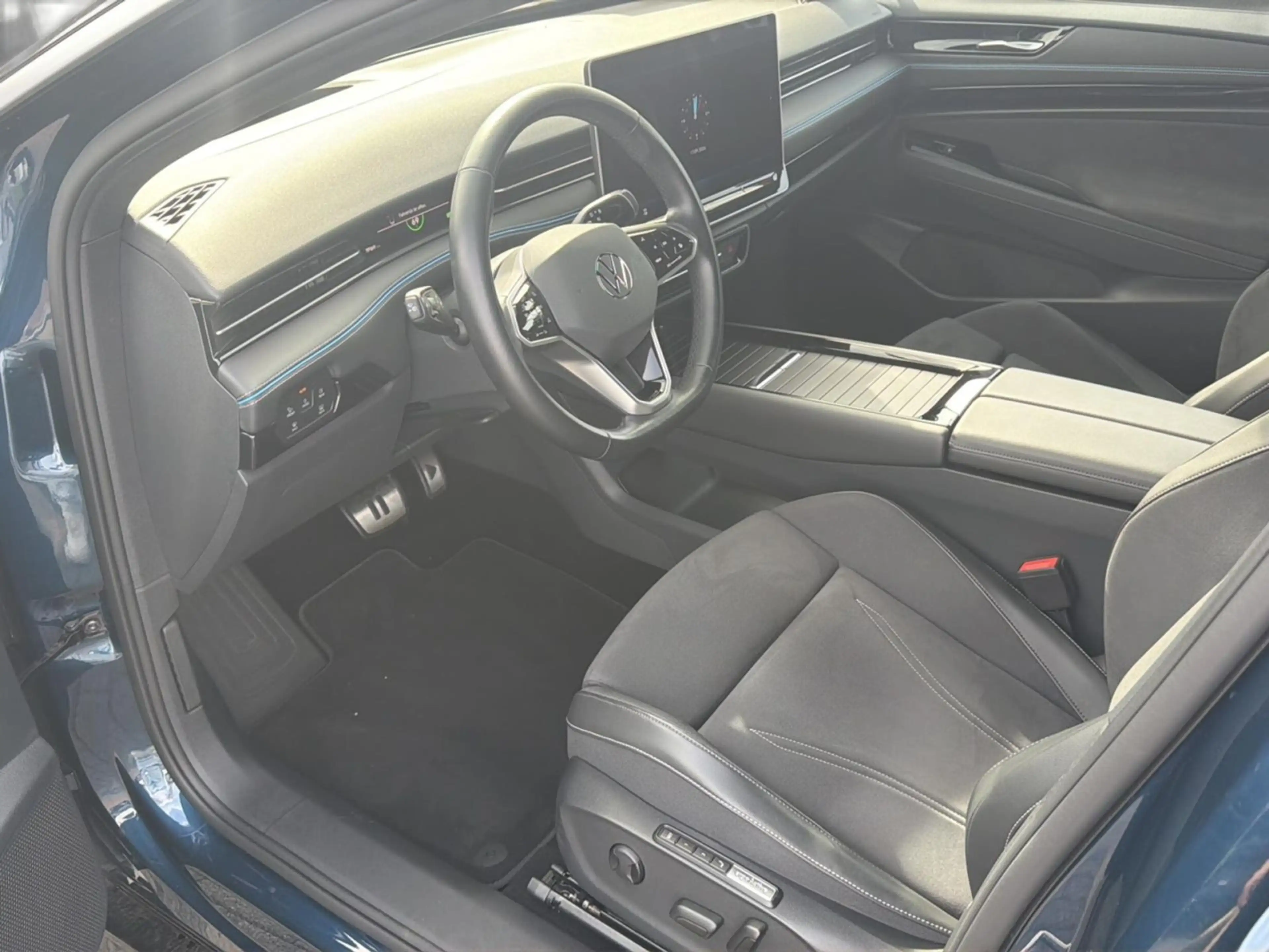 Volkswagen ID.7 Pro 77kWh RüKa SiHz WäPu Matrix Ambiente — photo 7