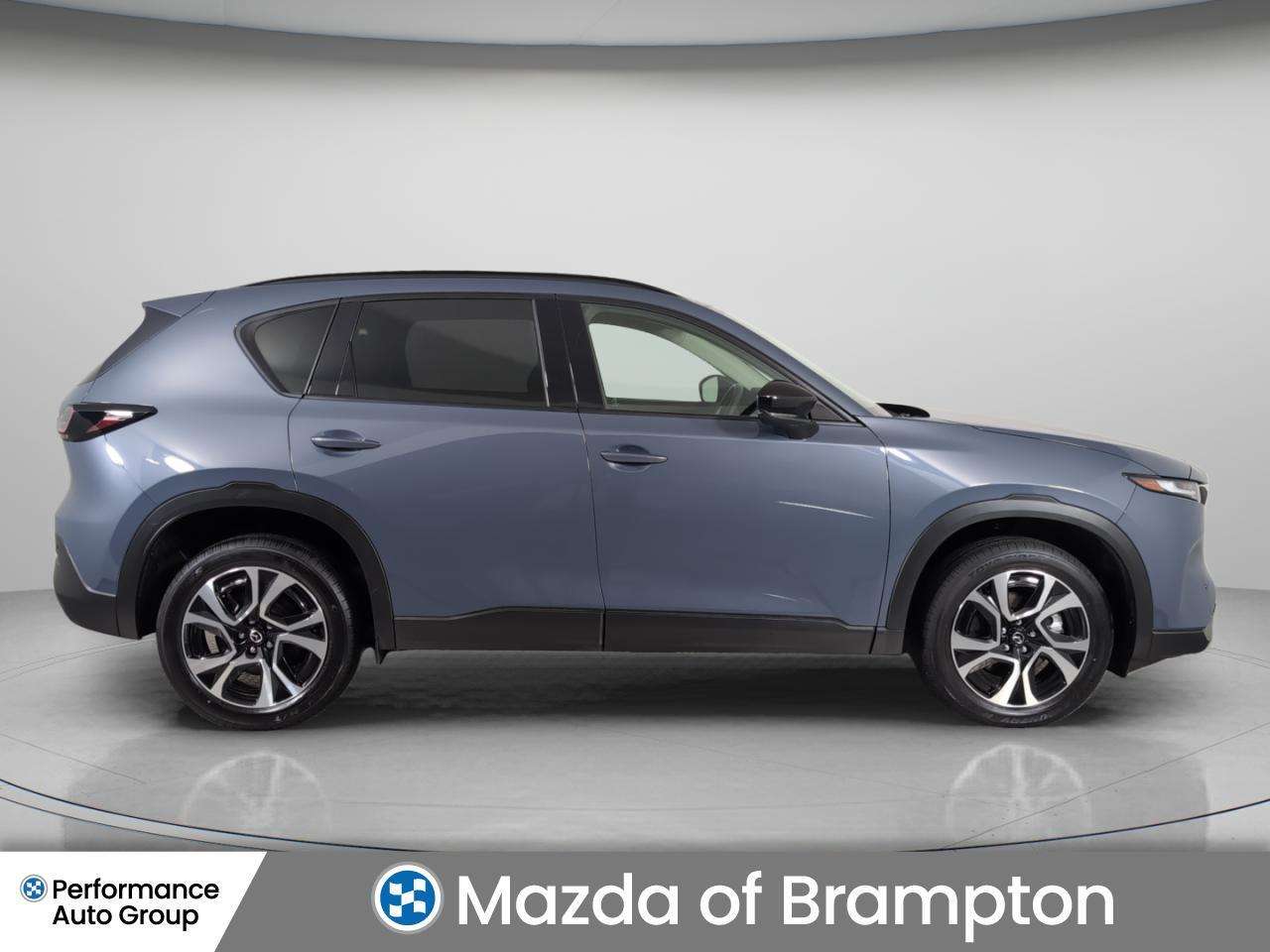 2026 Mazda CX-5 EXECUTIVE DEMO LOW KMS + NEW CAR RATES AVAILABLE — снимка 4