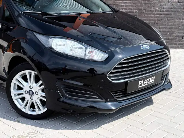 Ford Fiesta view 6