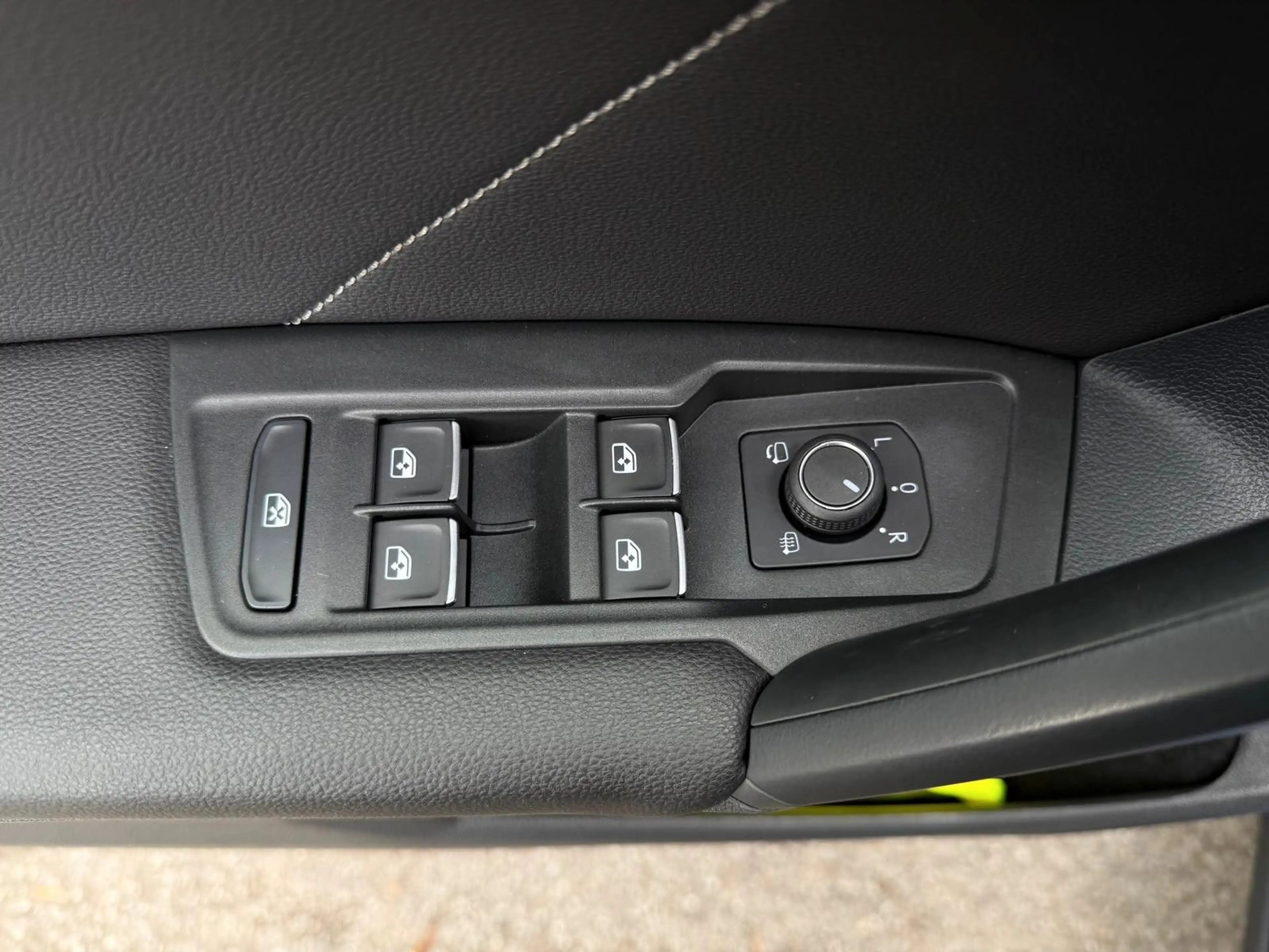 Volkswagen Tiguan R-Line 4Motion * 360° * HARMAN-KARDON * — photo 14