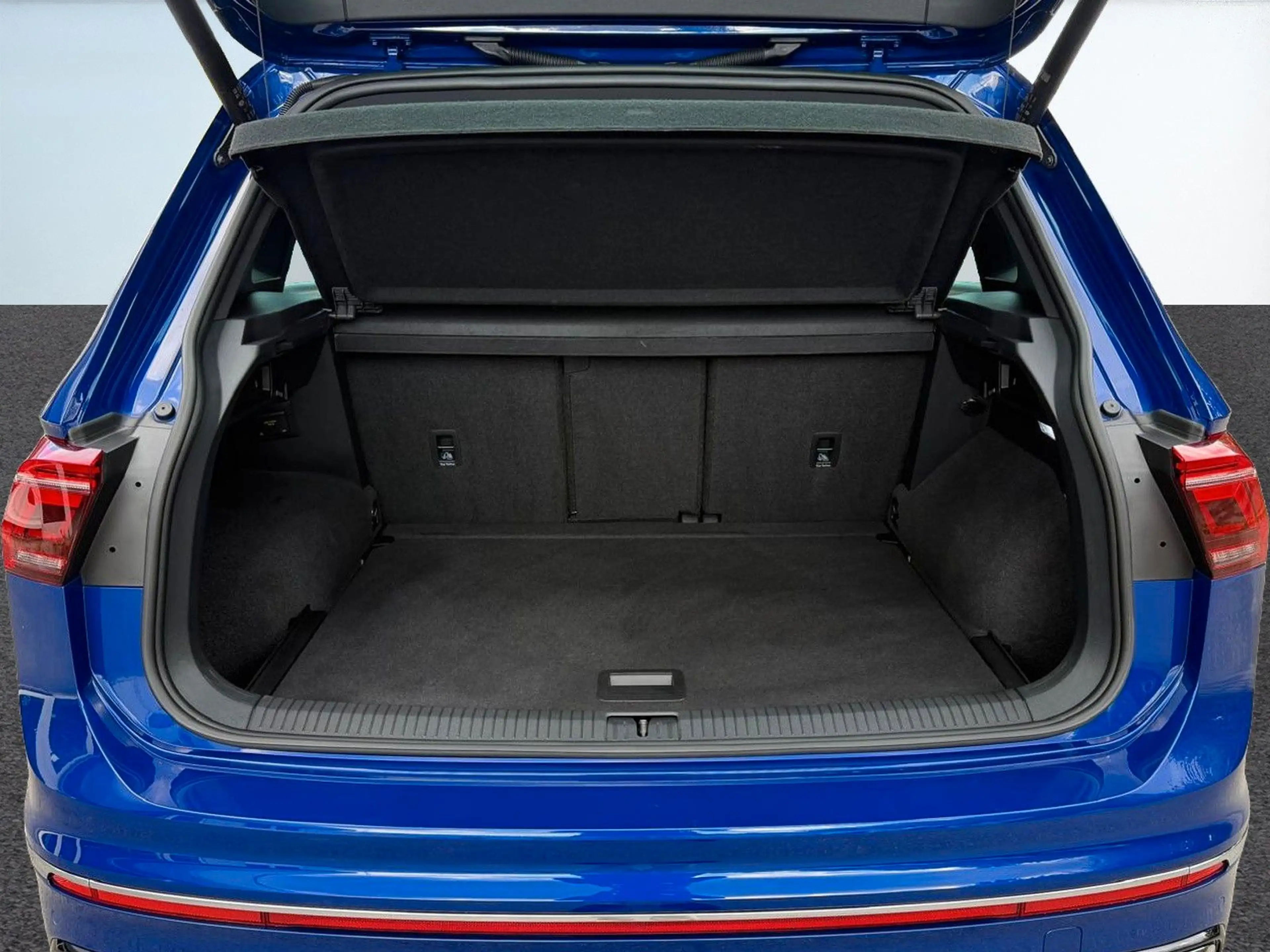 Volkswagen Tiguan R-Line 4Motion * 360° * HARMAN-KARDON * — photo 10