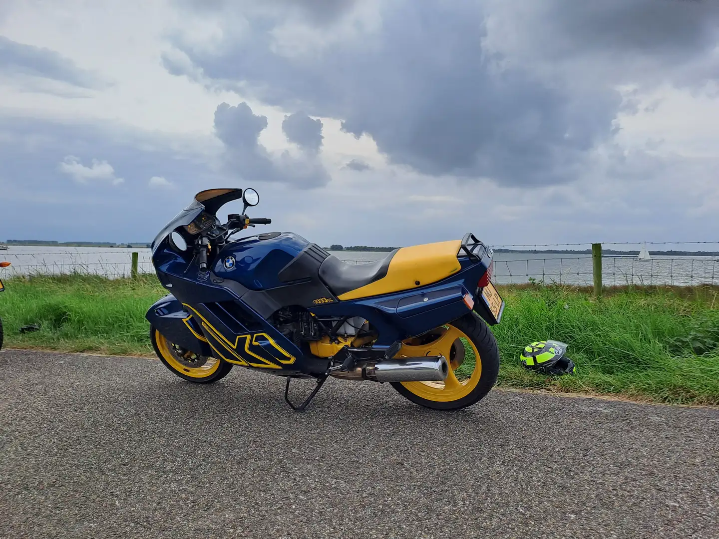 BMW K 1 Blau - 2