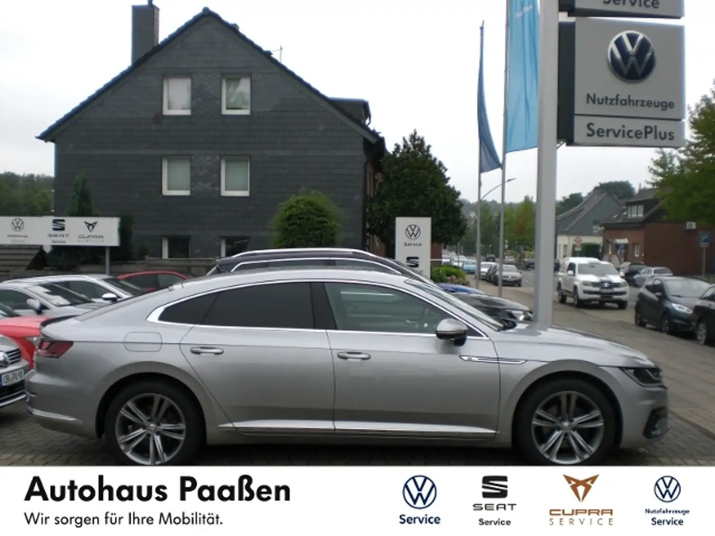 Volkswagen Arteon R-Line 2.0 TDI BMT NAVI ACC Kamera HuD Silber - 1