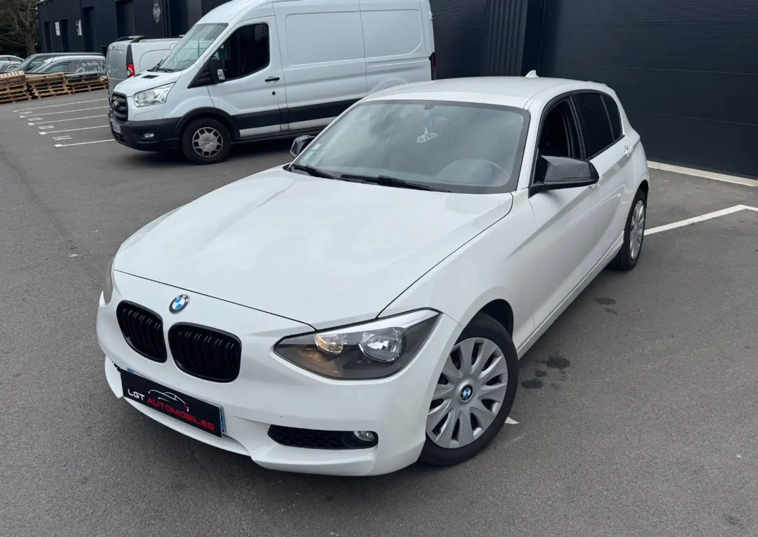 BMW 114 5 portes 114i 1.6 i 16V 102 cv Fehér - 2