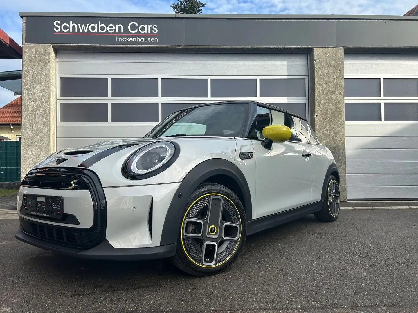 MINI Cooper SE YOURS-Leder Pano HUD HiFi H&K Kamera Silber - 2