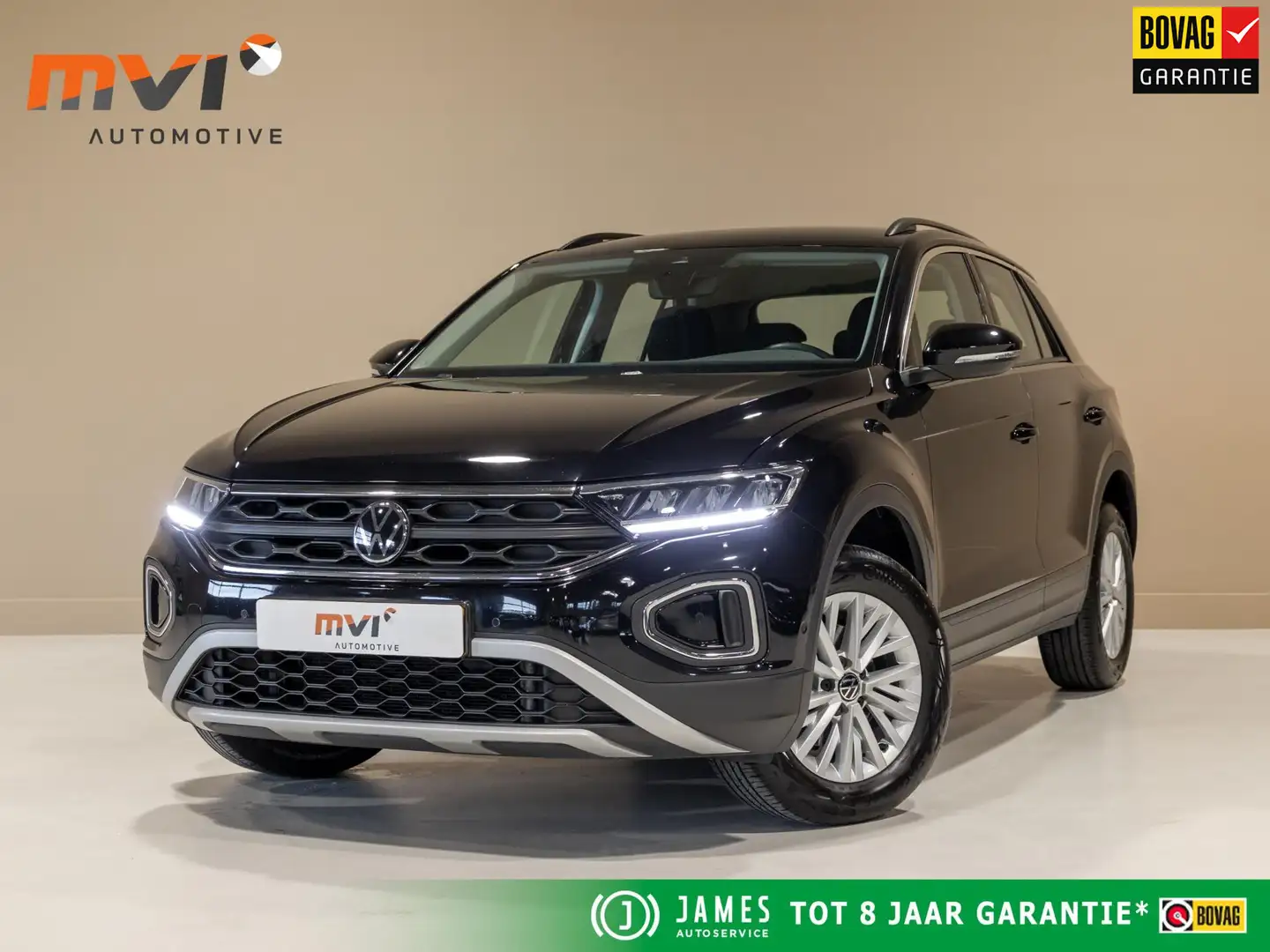 Volkswagen T-Roc 1.0 TSI Life / 110pk / Trekhaak / Achteruitrij cam Negro - 1