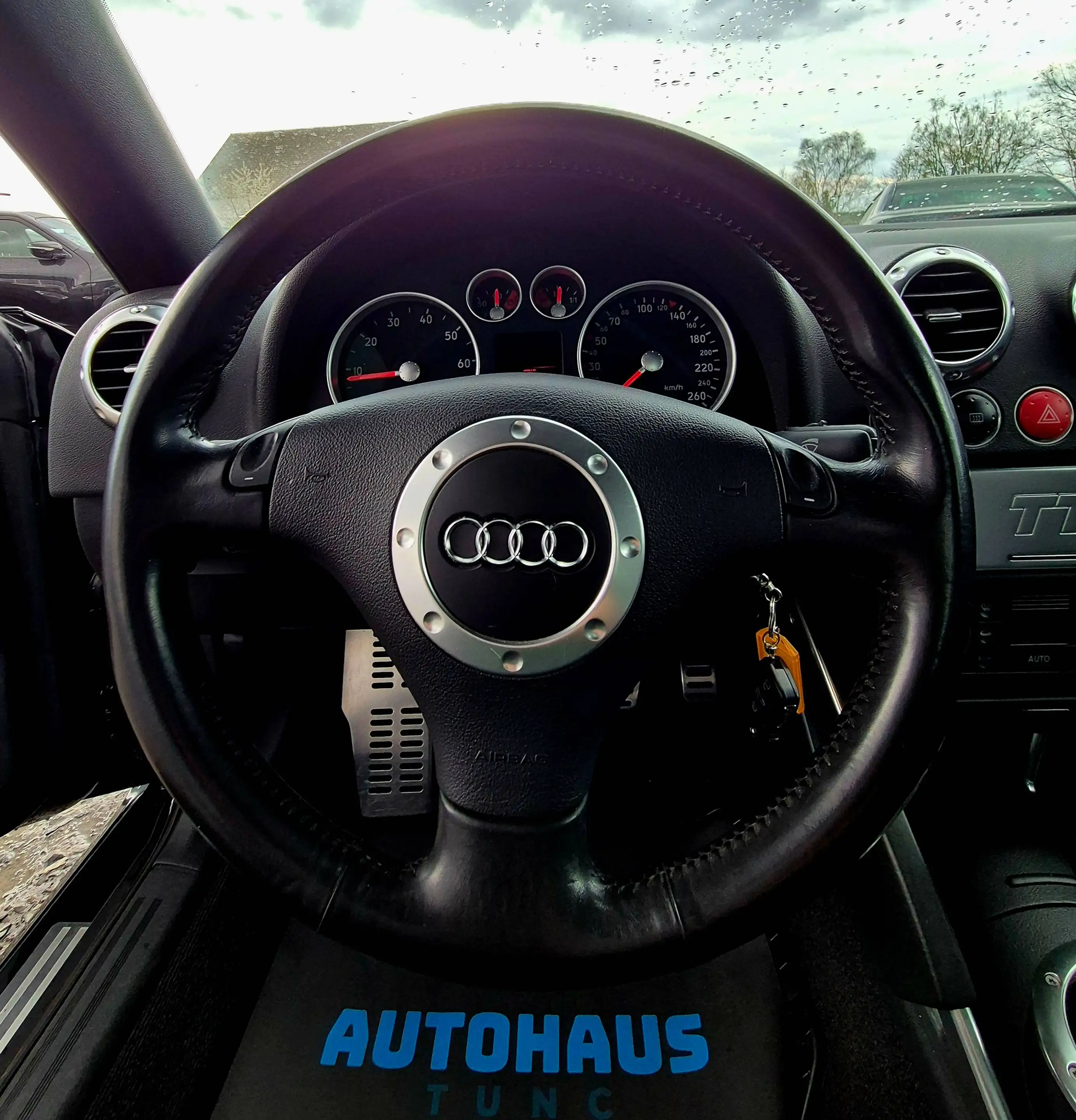 Audi TT 1.8 T Roadster, Gas, Sport, Leder, Soundsystem — photo 10